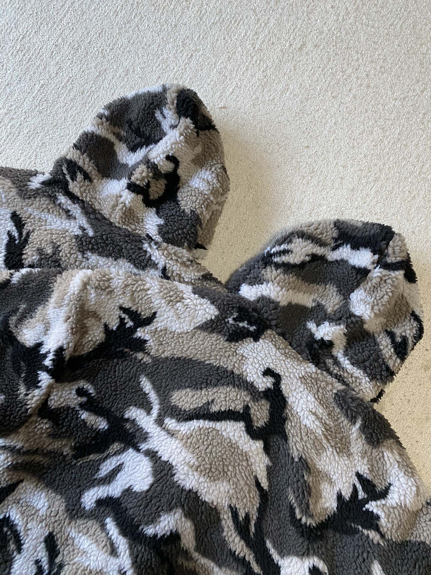 Balenciaga zip-up hoodie (809469TPQ11）