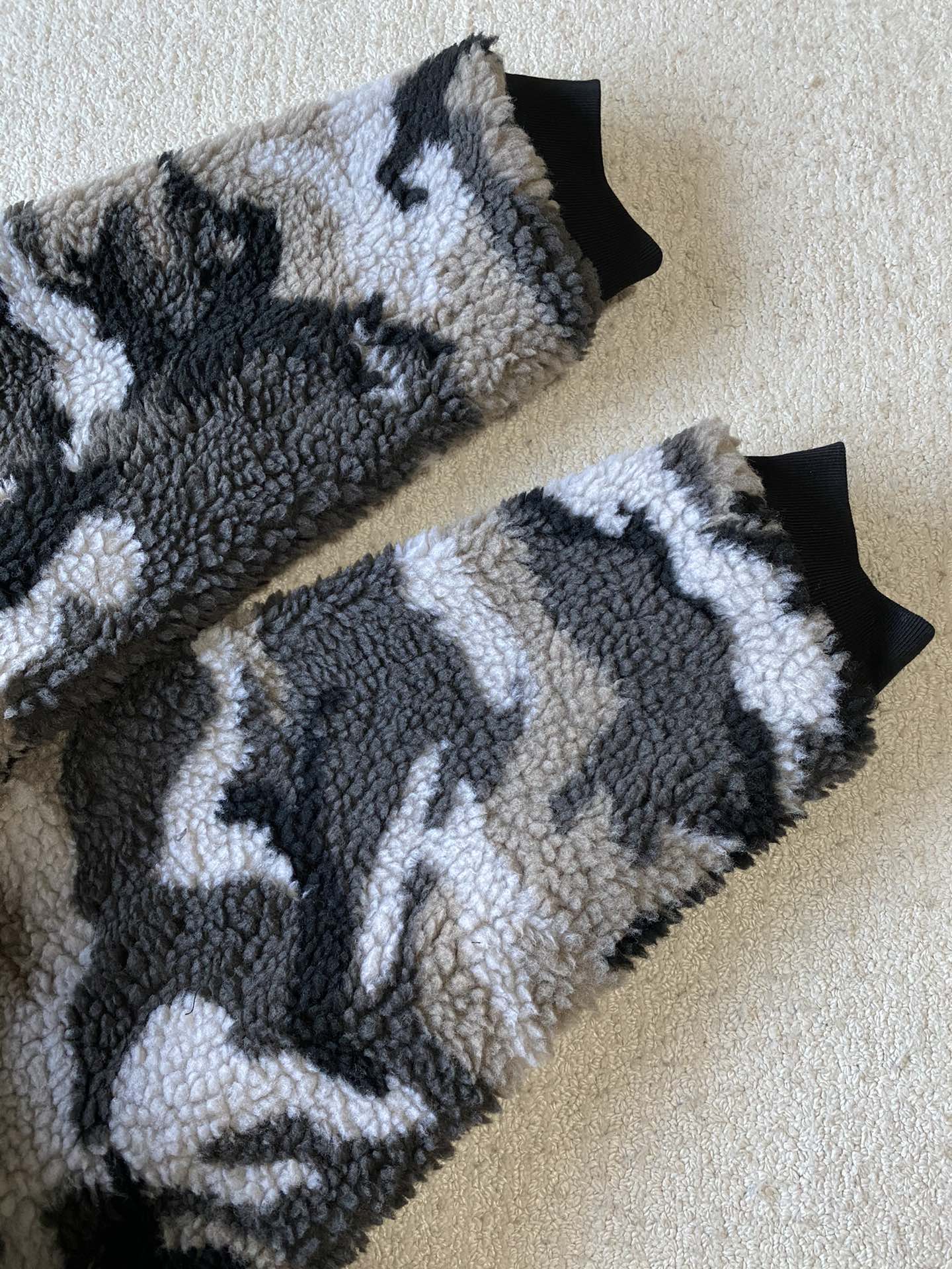 Balenciaga zip-up hoodie (809469TPQ11）