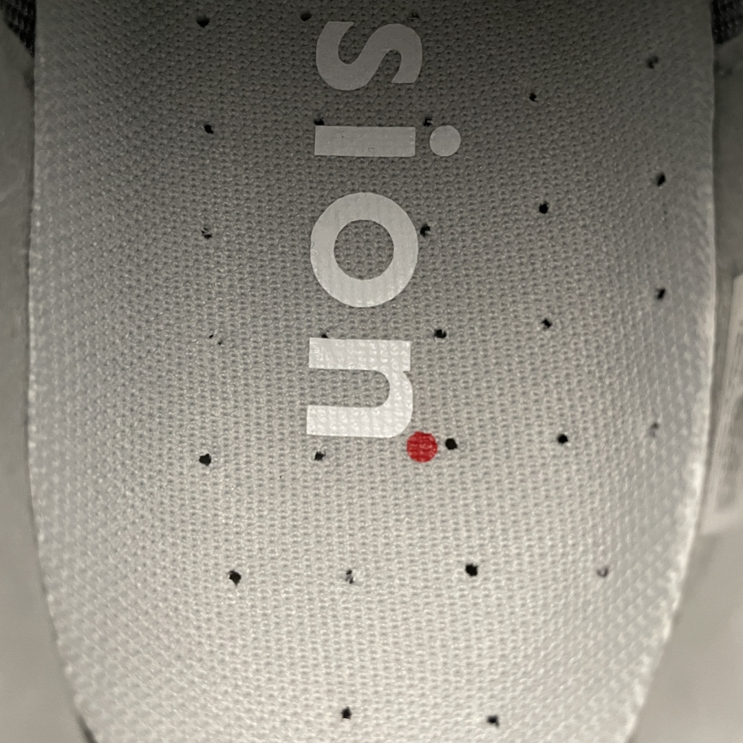 District Vision × New Balance FuelCell Supercomp Elite V4 "Aluminum Grey"(MRCELVD4)