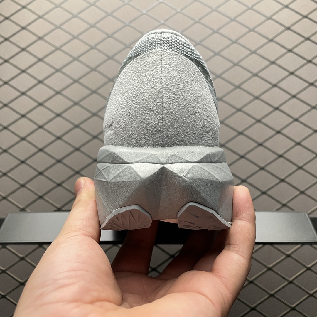 District Vision × New Balance FuelCell Supercomp Elite V4 "Aluminum Grey"(MRCELVD4)