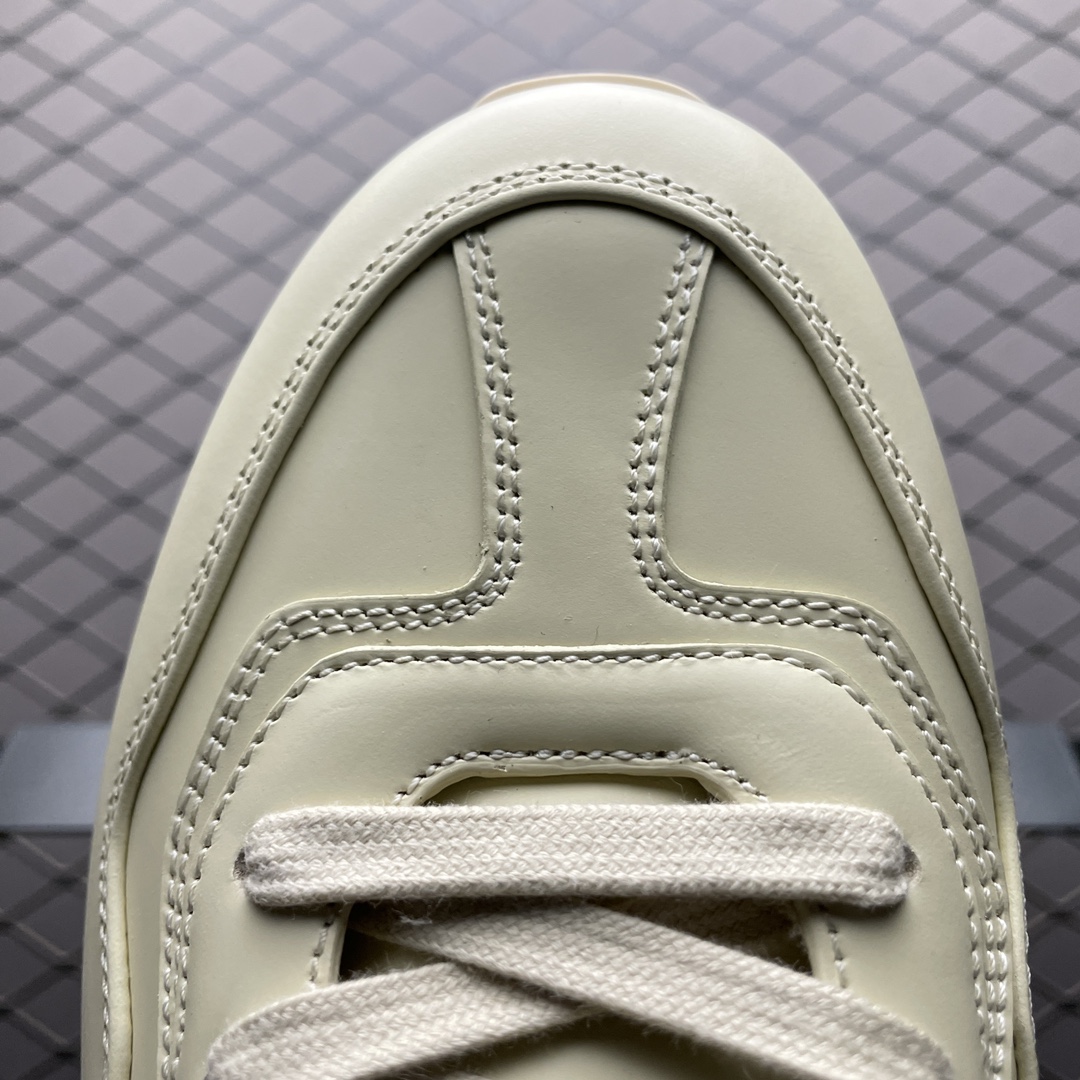 GUCCI Men's Rhyton sneaker in ivory leather（816179UPG009522）
