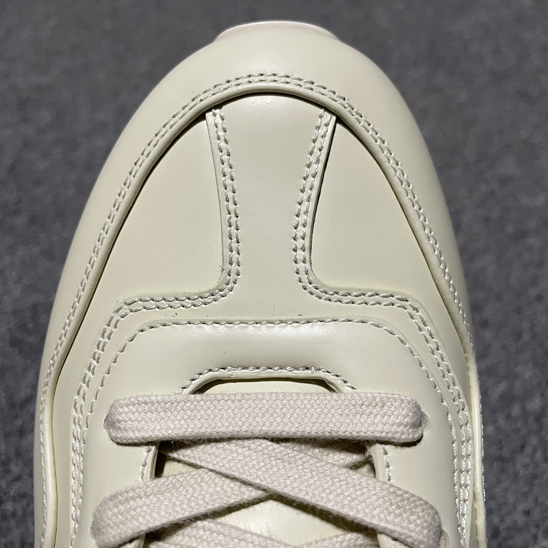 GUCCI Men's Rhyton sneaker in ivory leather（816179UPG009522）