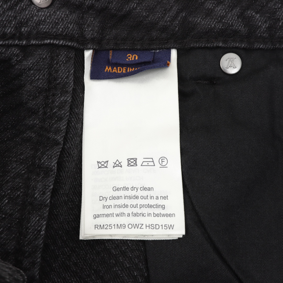 Louis Vuitton  Monogram denim pants（1AFY50）