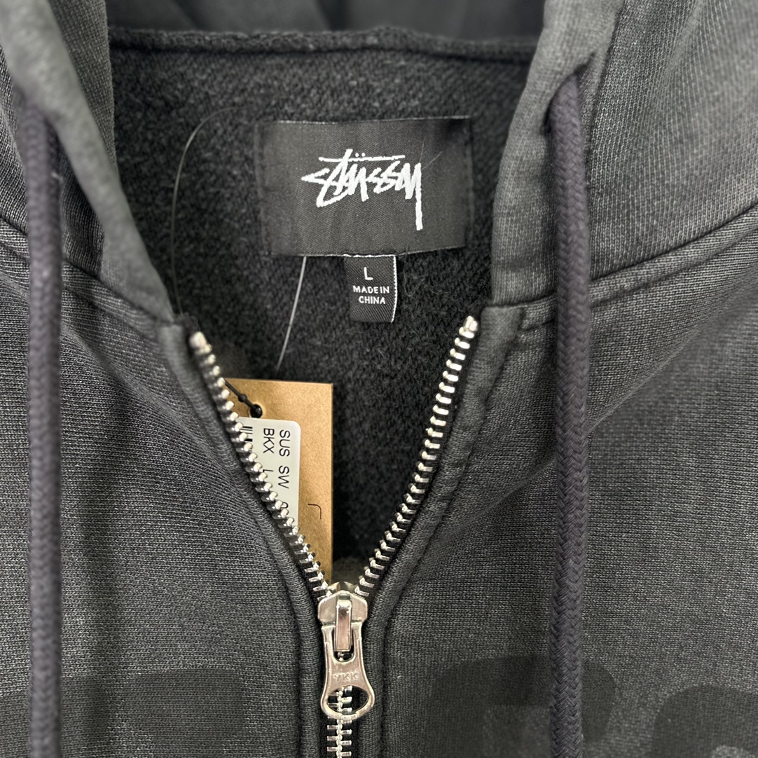 Zip Hoodie Faded Graphic in burgundy – Stüssy Japan