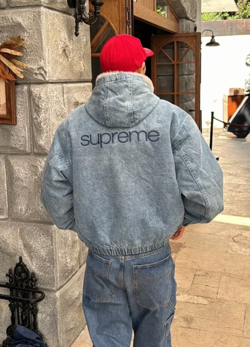 Supreme Faux Shearling Lined Bomber Jacket（SUP-FW24-110）