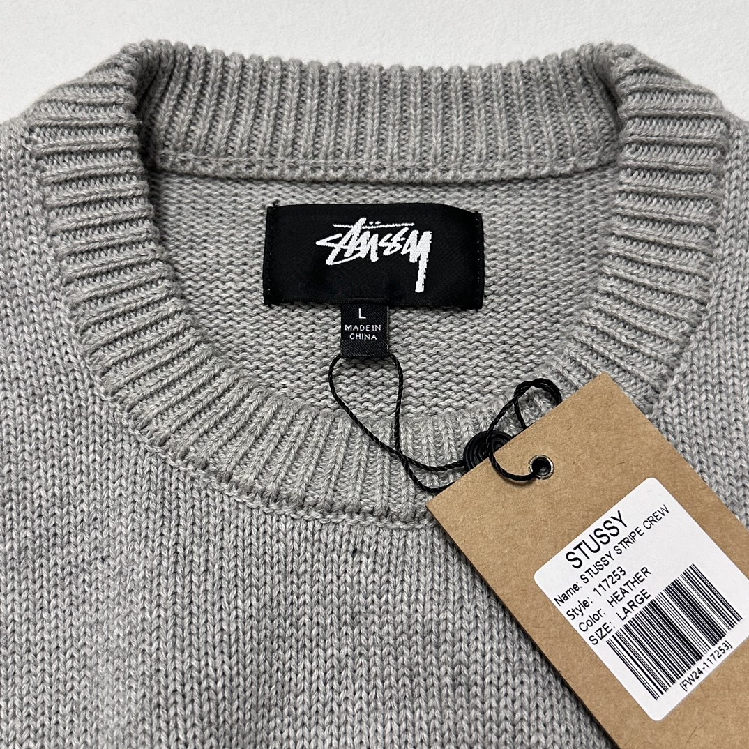STUSSY CONTRAST STRIPE CREW RELAXED FIT(117253) STUSSY CONTRAST STRIPE CREW RELAXED FIT(117253)