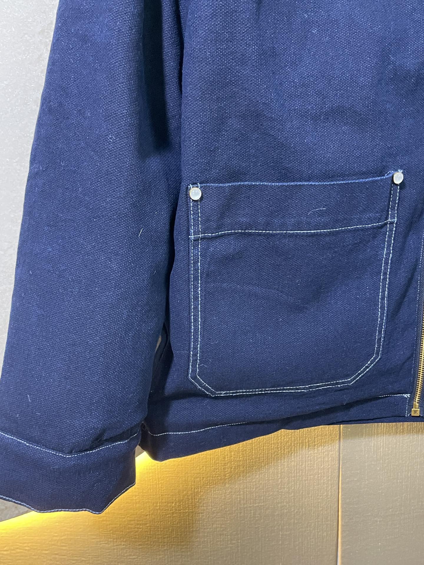 Louis Vuitton Winter Workwear Denim Jacket（1AGIO5）