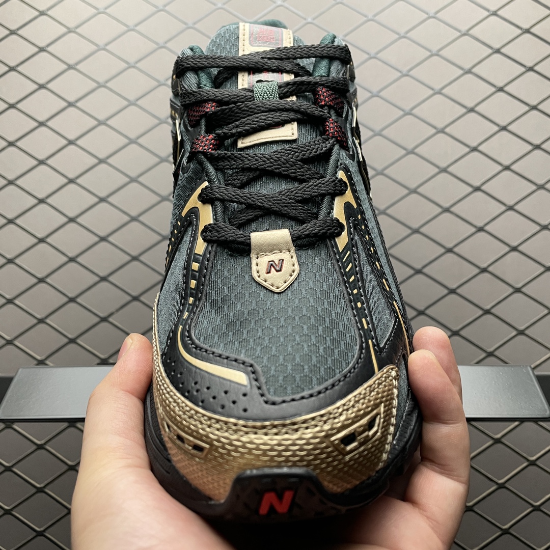 KITH × New Balance 1906R "Black/Green" （M1906RKS）