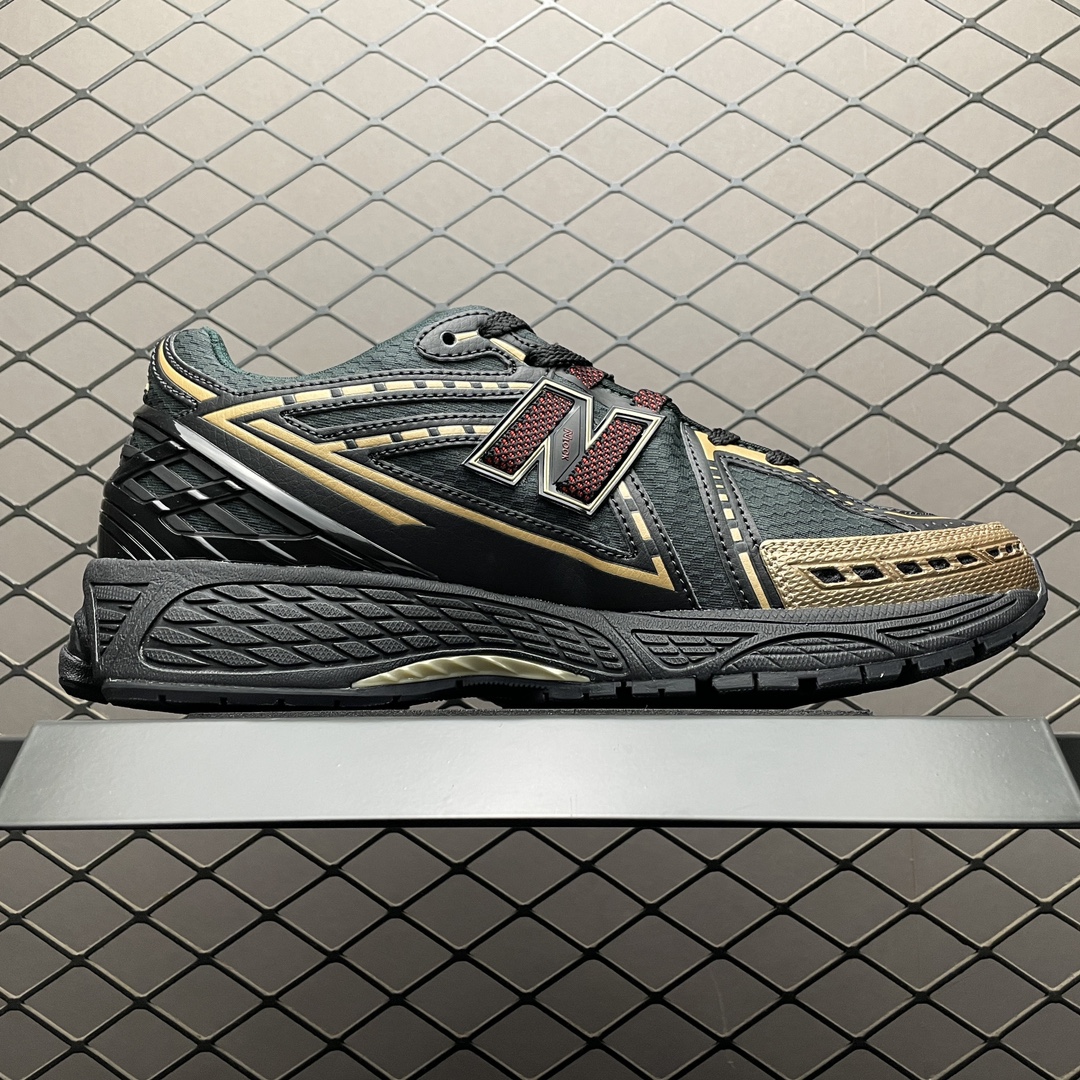 KITH × New Balance 1906R "Black/Green" （M1906RKS）