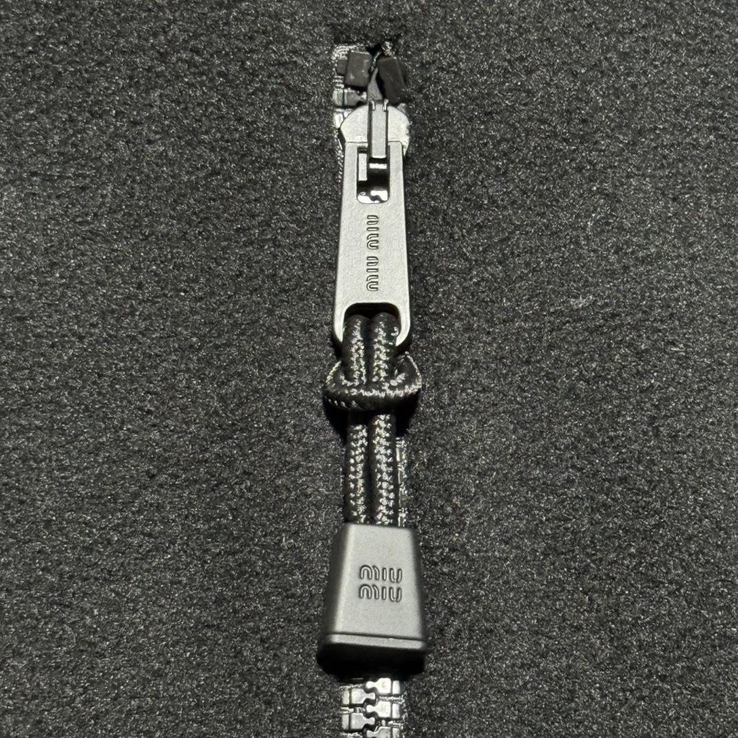 Miu Miu Logo sweat jacket（MJL043-15V3-F0002-S-OOO）