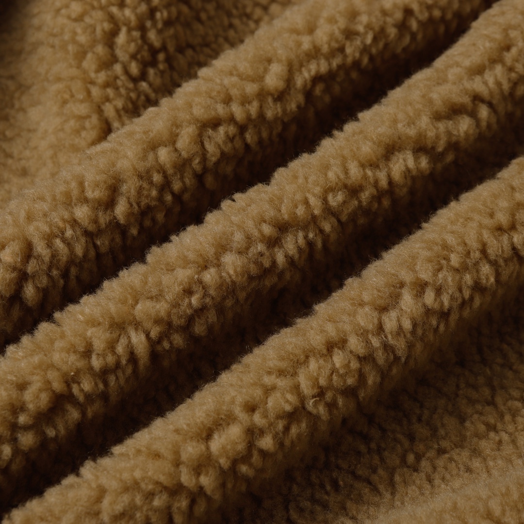 Louis Vuitton  Leather patch fleece blouson（1AGLXO）