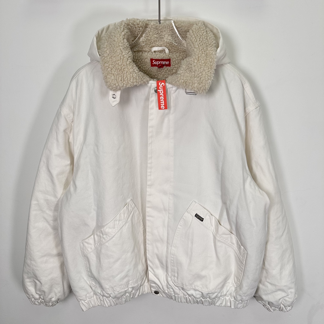 Supreme Faux Shearling Lined Bomber Jacket(SUP-FW24-110) Supreme Faux Shearling Lined Bomber Jacket(SUP-FW24-110)