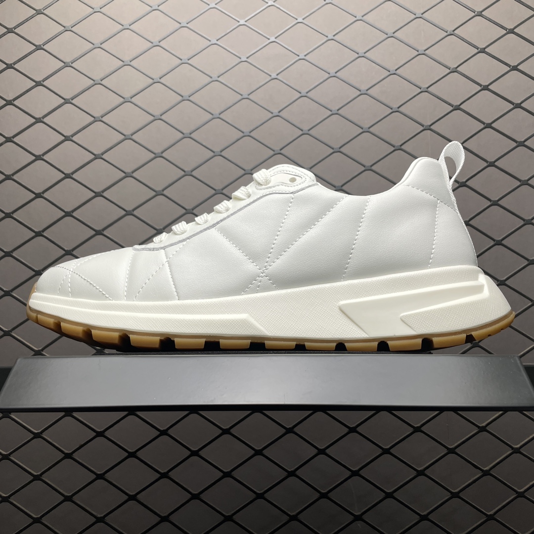 Prada Logo Plaque Sneakers 'Black'（2EE367_3LGO_F0964_F_G000）