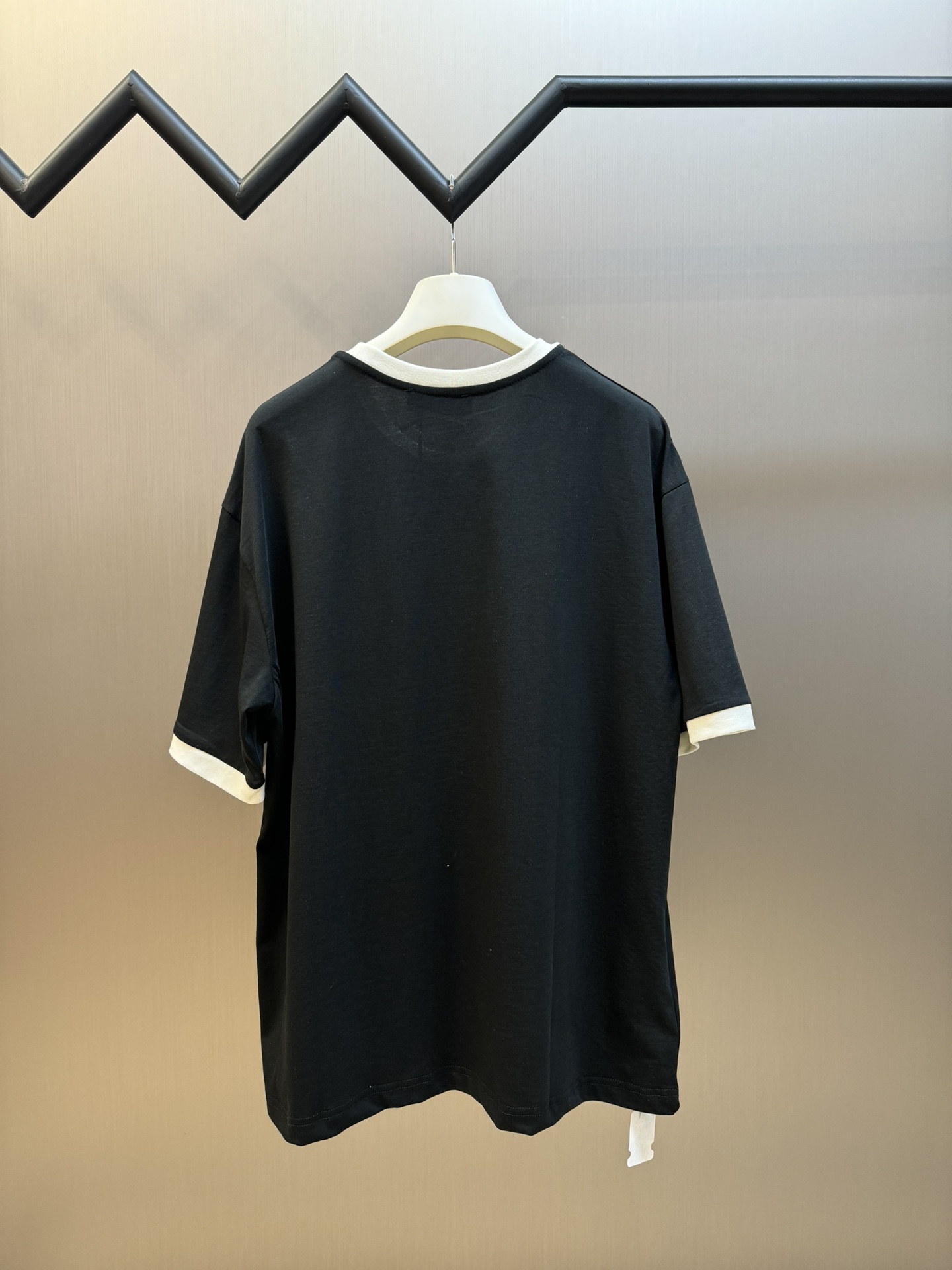 MIUMIU Black Embroidered Logo Plain Knit Cotton T-Shirt（MJN522-14EL-F0002）