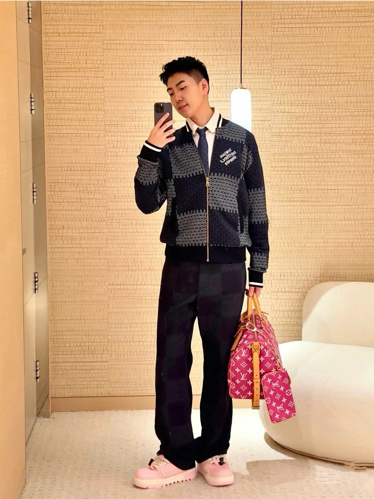 Louis Vuitton Damier knotted cotton bomber（1AFXOM）