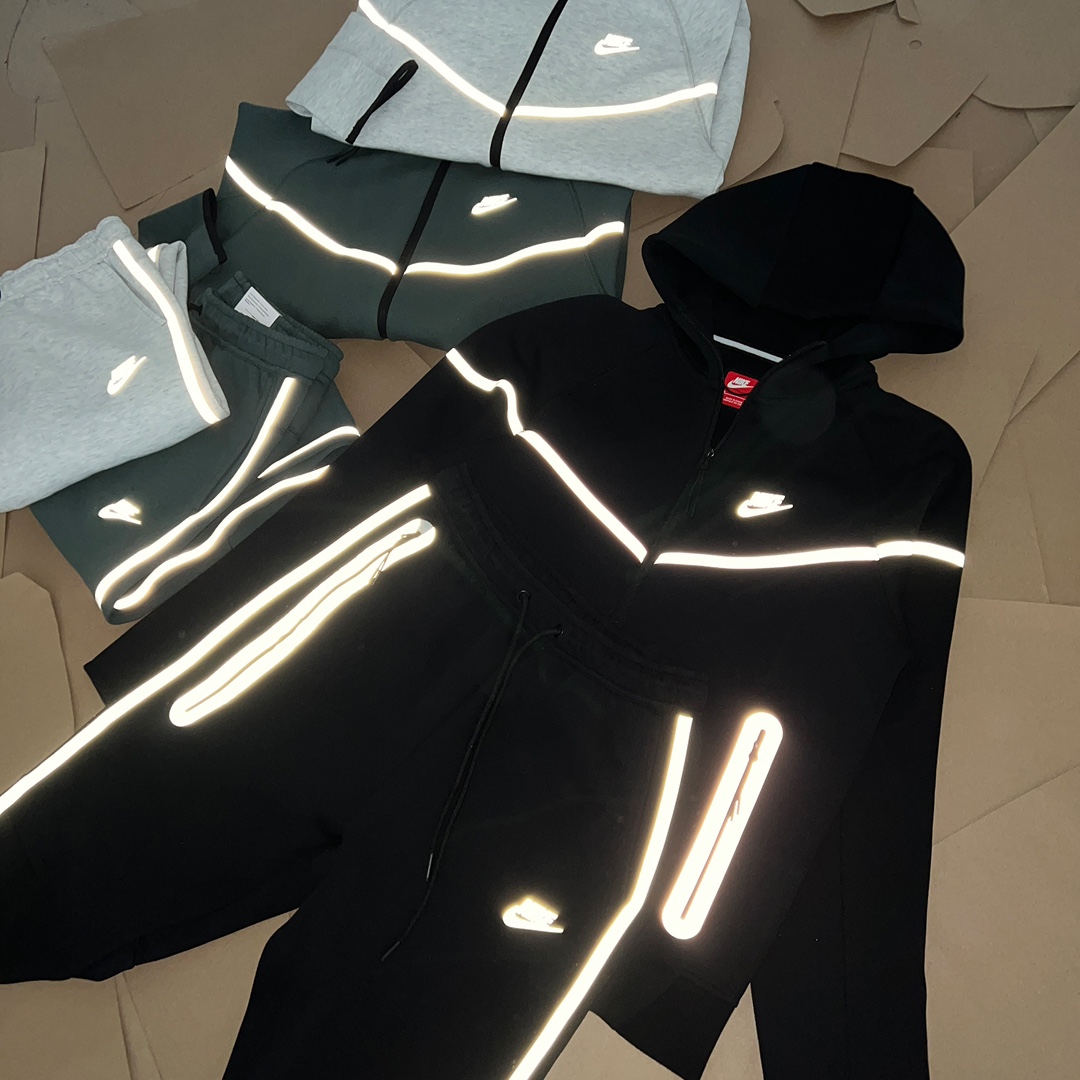 Nike Tech Fleece Full-Zip Windrunner-Reflective strips（FZ0754-010）
