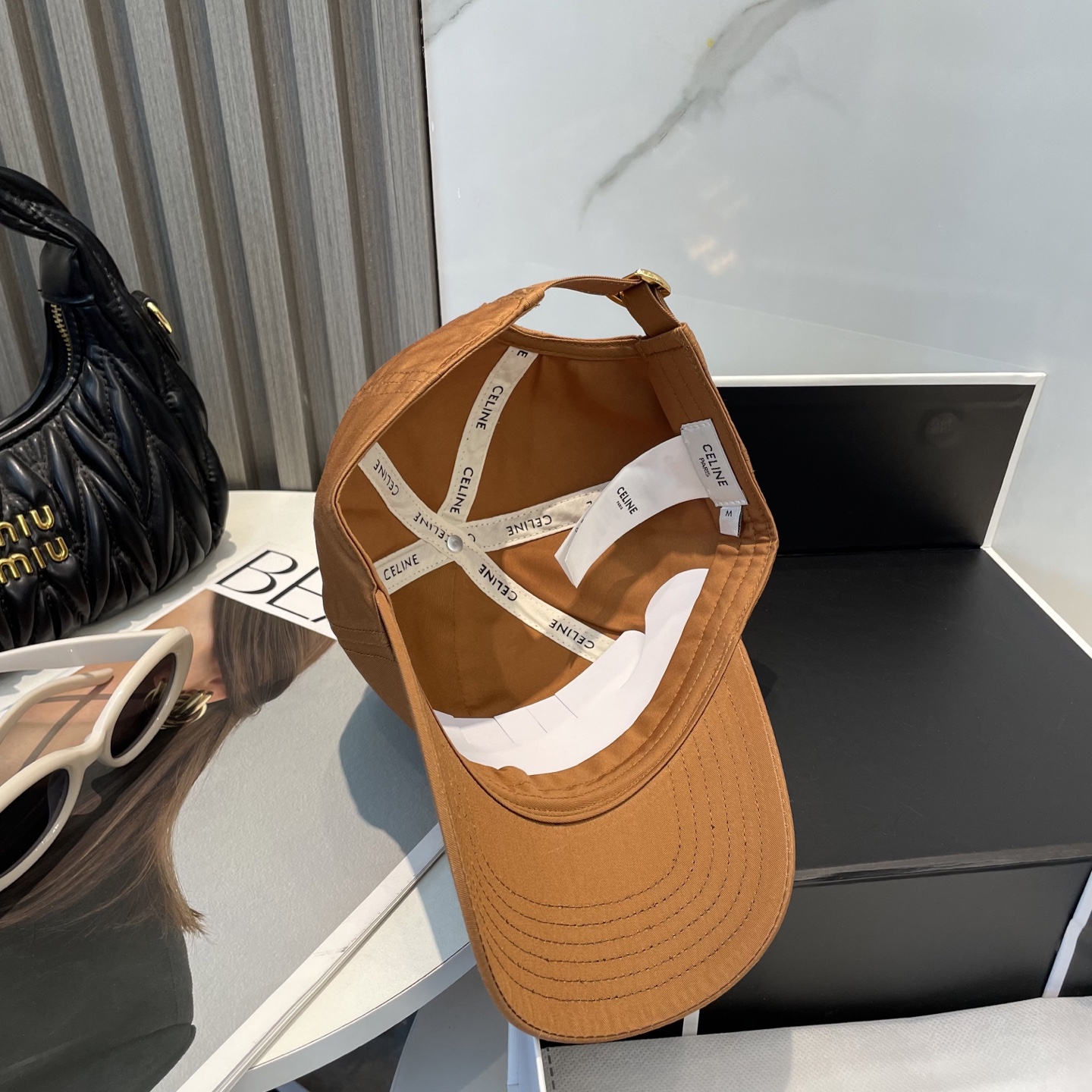 CELINE BASEBALL CAP IN COTTON（2AUA1242N.38NO）