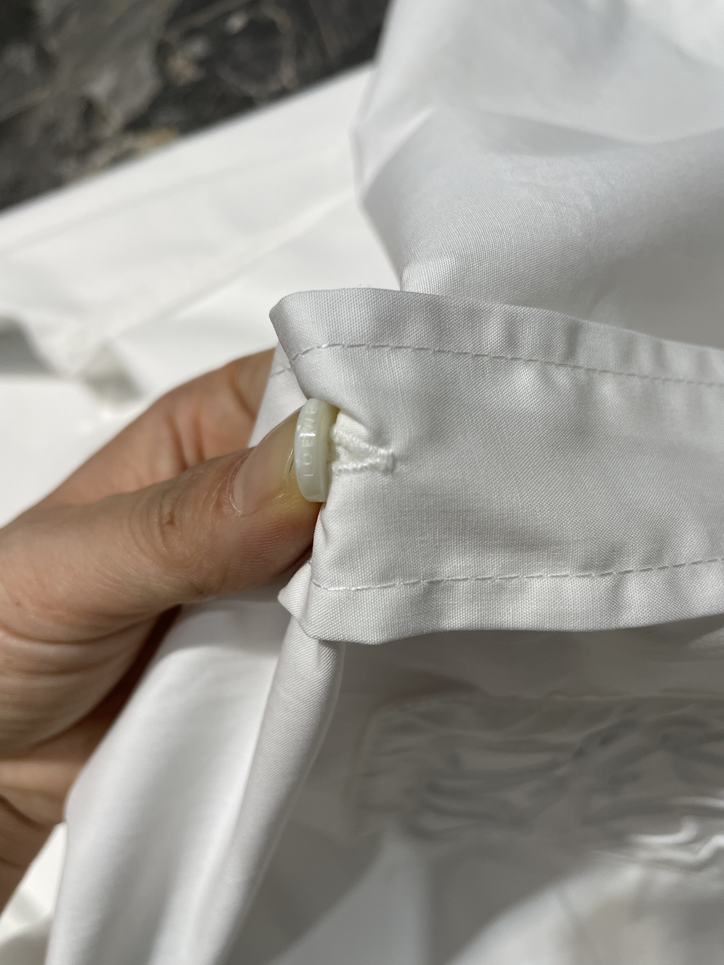 LOEWE Anagram embroidered buttoned shirt（H526Y05WDX）