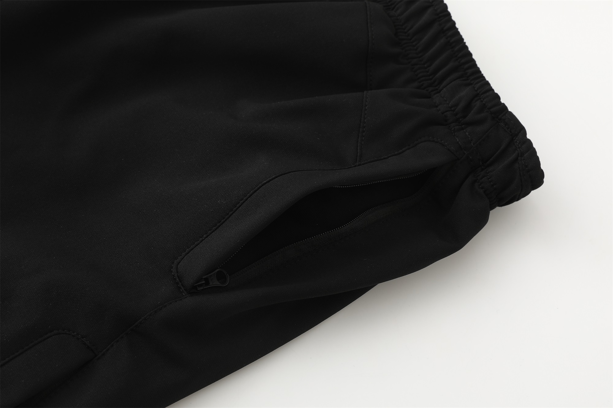 Supreme x Nike Track Pant "Black" （SUP-SS25-219）