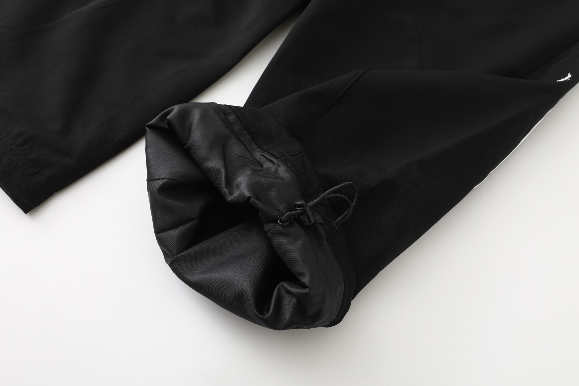 Supreme x Nike Track Pant "Black" （SUP-SS25-219）