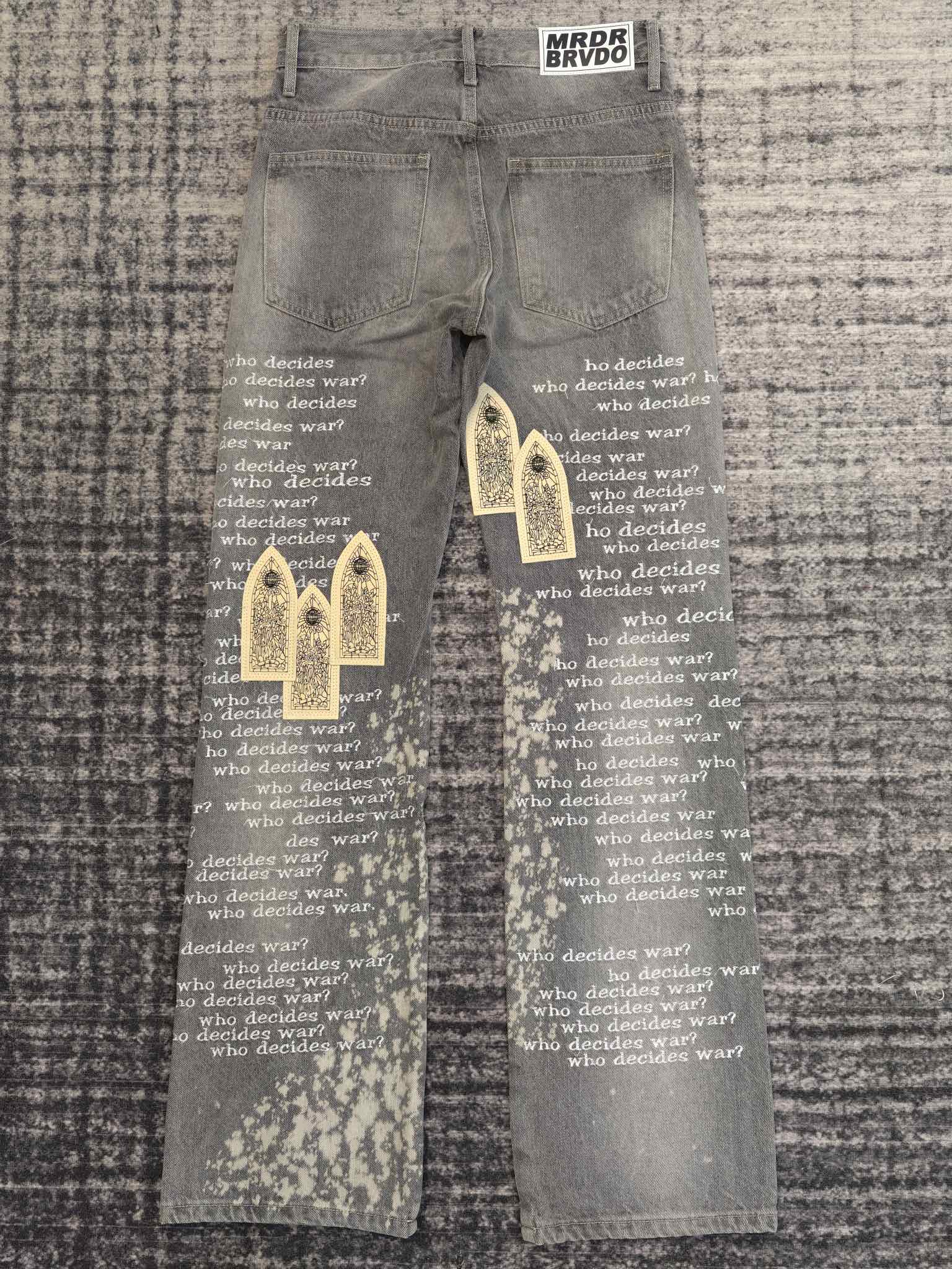 Who Decides War Scripture Jeans (1120680021FW24）