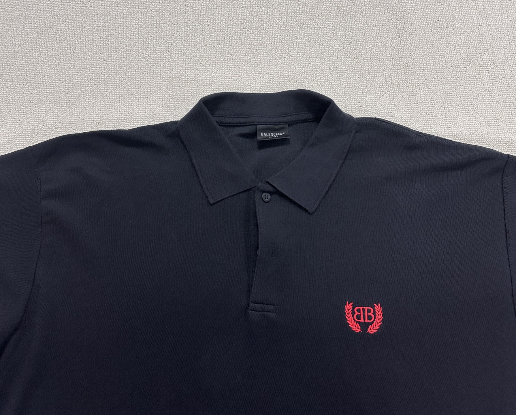 BALENCIAGA Men's Laurel Classic Short Sleeve Regular Polo "Faded Black"（828531TSVC71041）