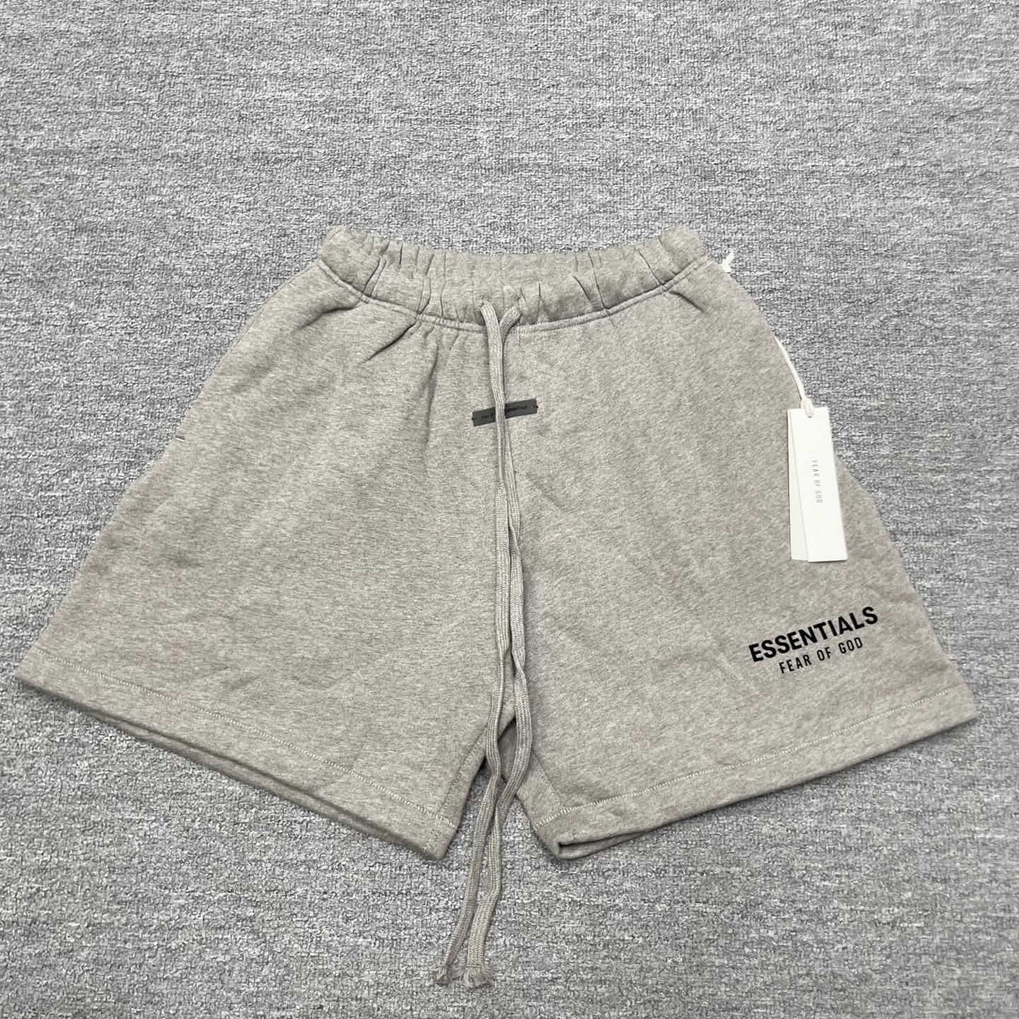 FEAR OF GOD ESSENTIALS Classic Sweatshort "Jet Black"（160AS252011F）