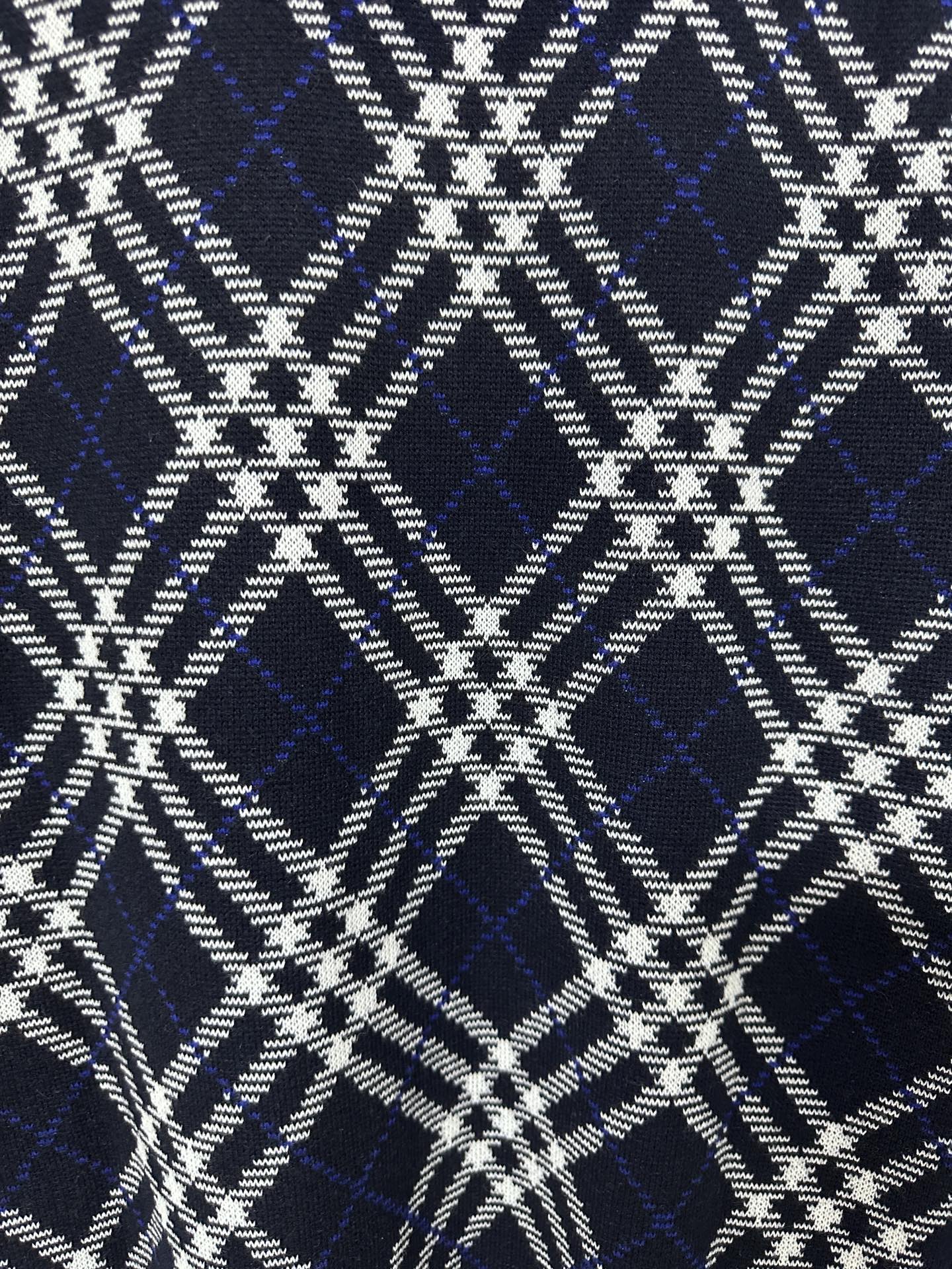 Burberry Check Wool Blend Bomber Jacket in Ink blue（81106321）