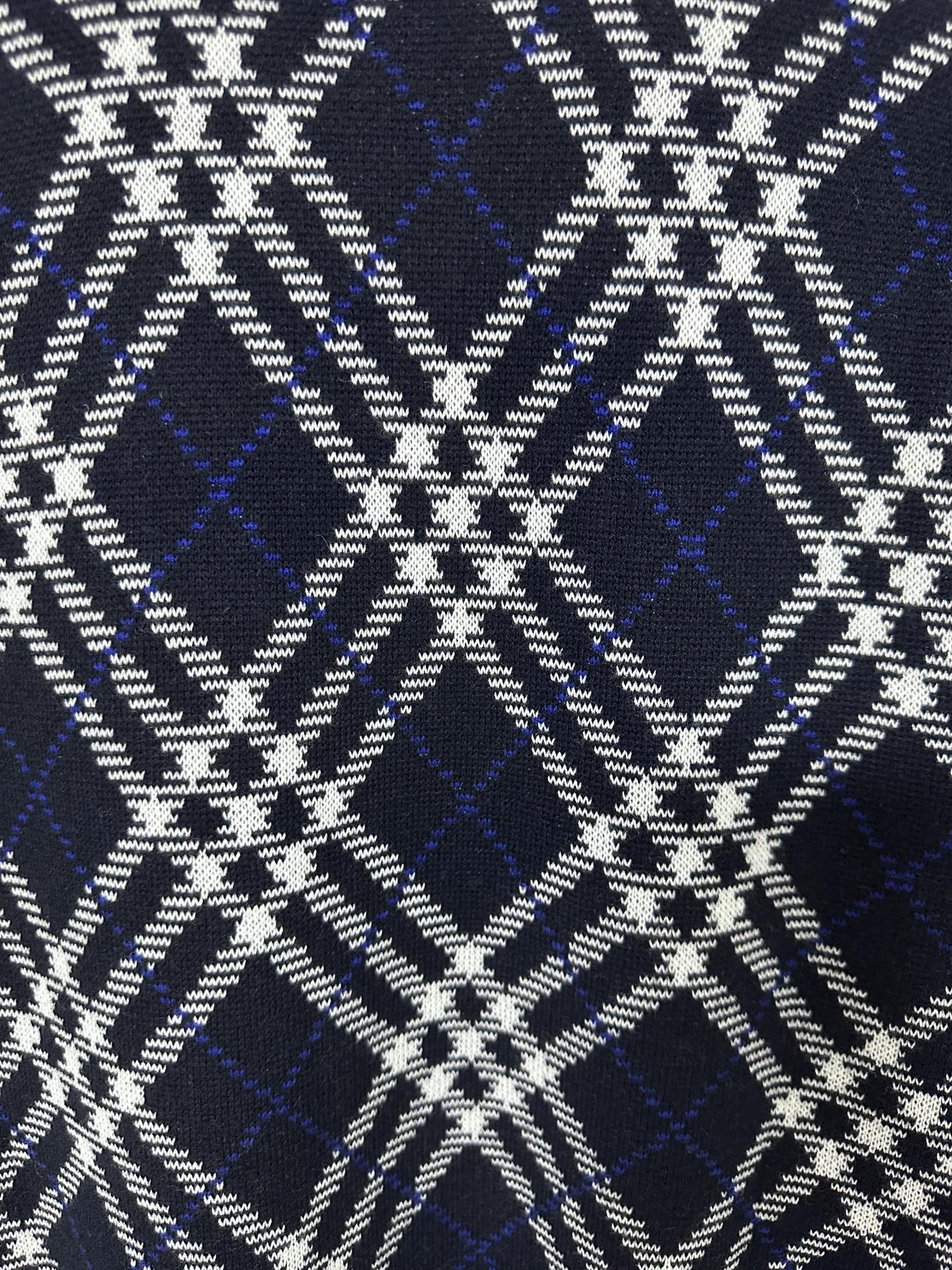 Burberry Check Wool Blend Bomber Jacket in Ink blue（81106321）