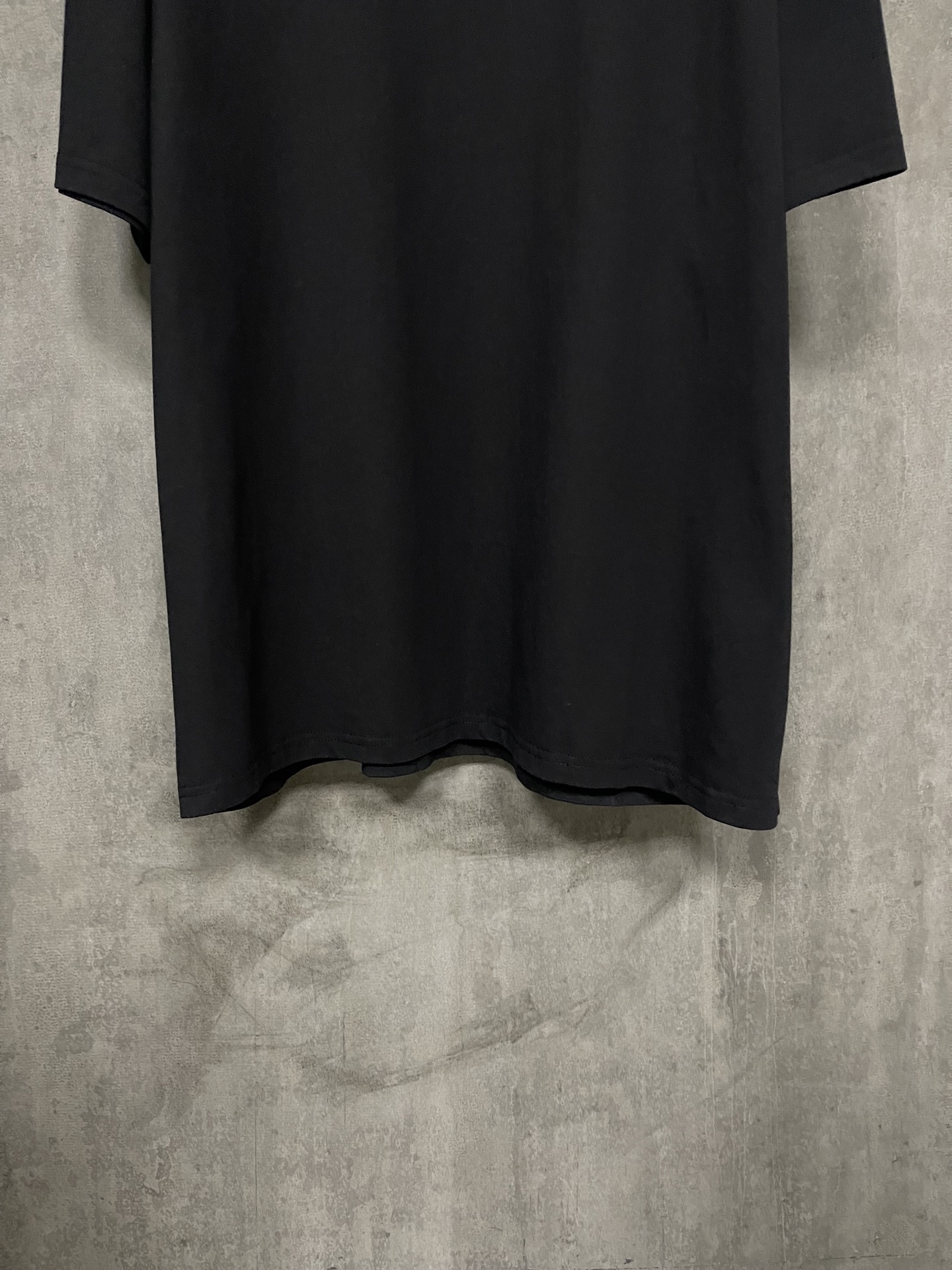 Balenciaga Mens New Copyright Medium Fit T-shirt（612966TIV541070）