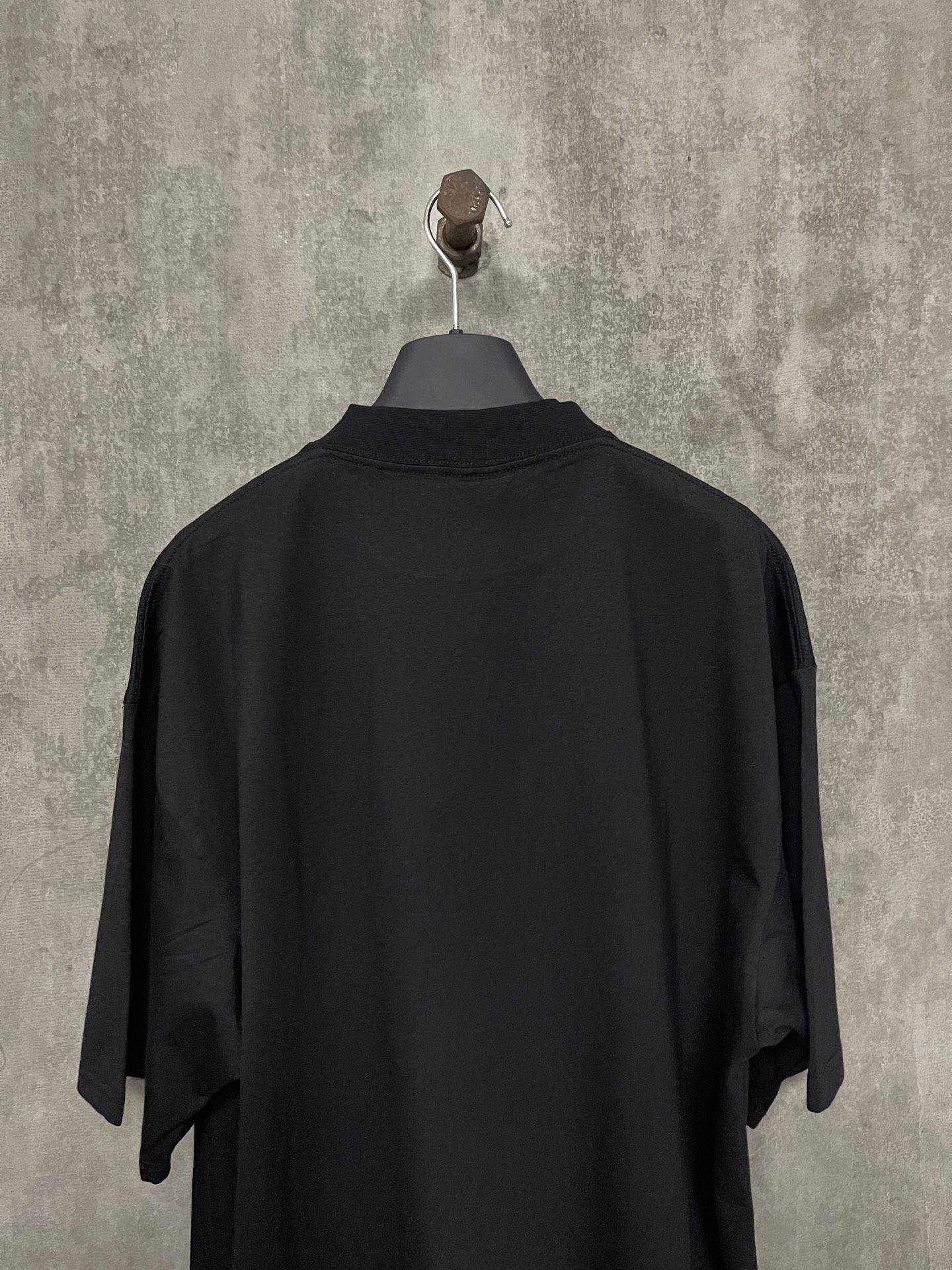 Balenciaga Mens New Copyright Medium Fit T-shirt（612966TIV541070）