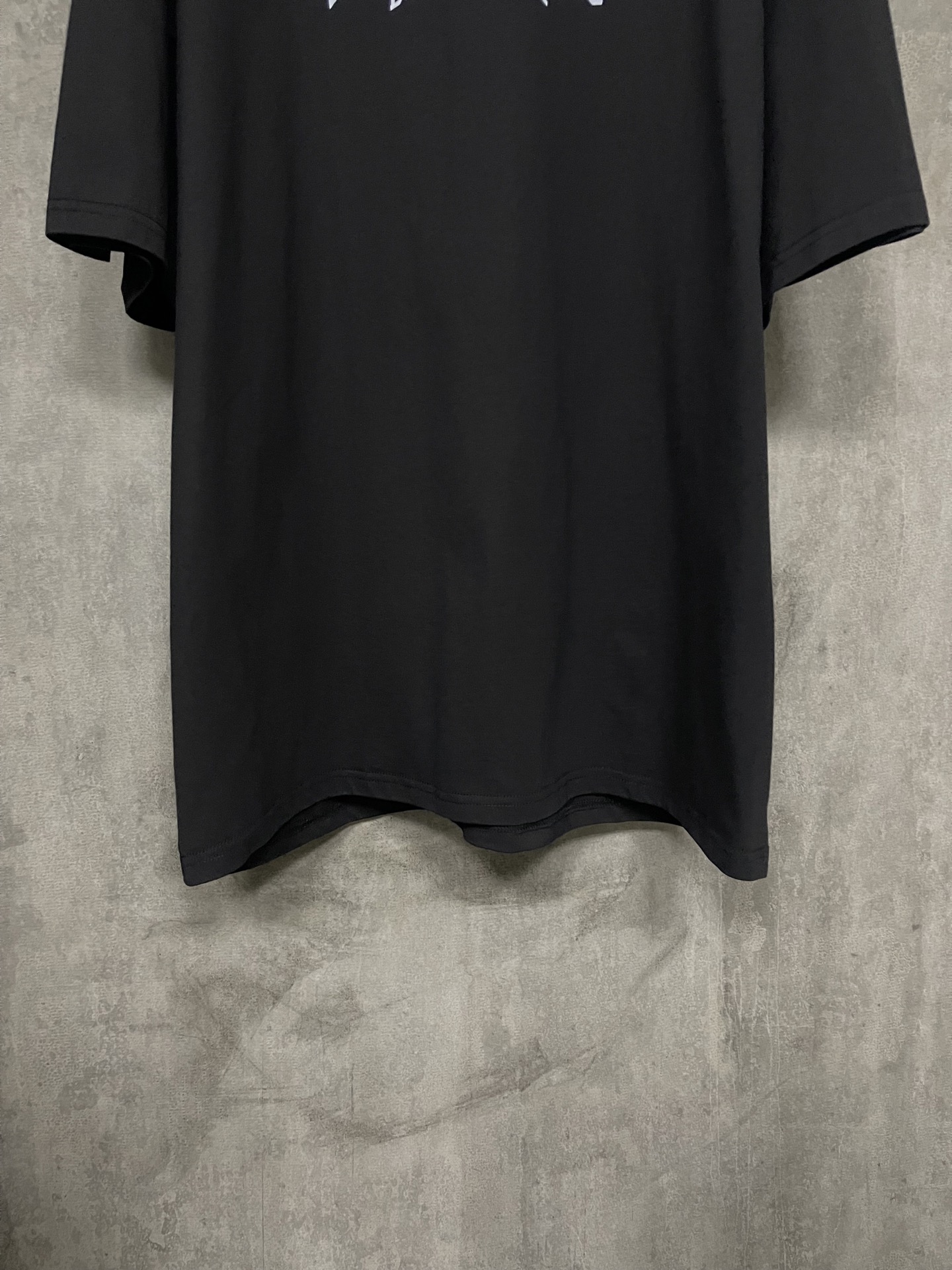 BALENCIAGA MENS Cities Paris T-shirt Medium Fit "Black/White"（612966TLVL71070）