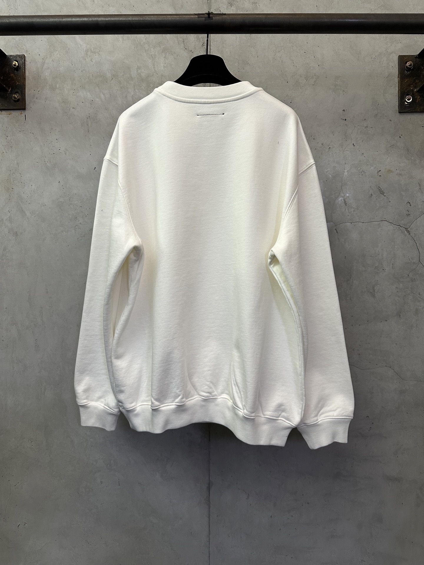 MM6 Maison Margiela Sweatshirts "Black" (SH0GU0035M25025900）