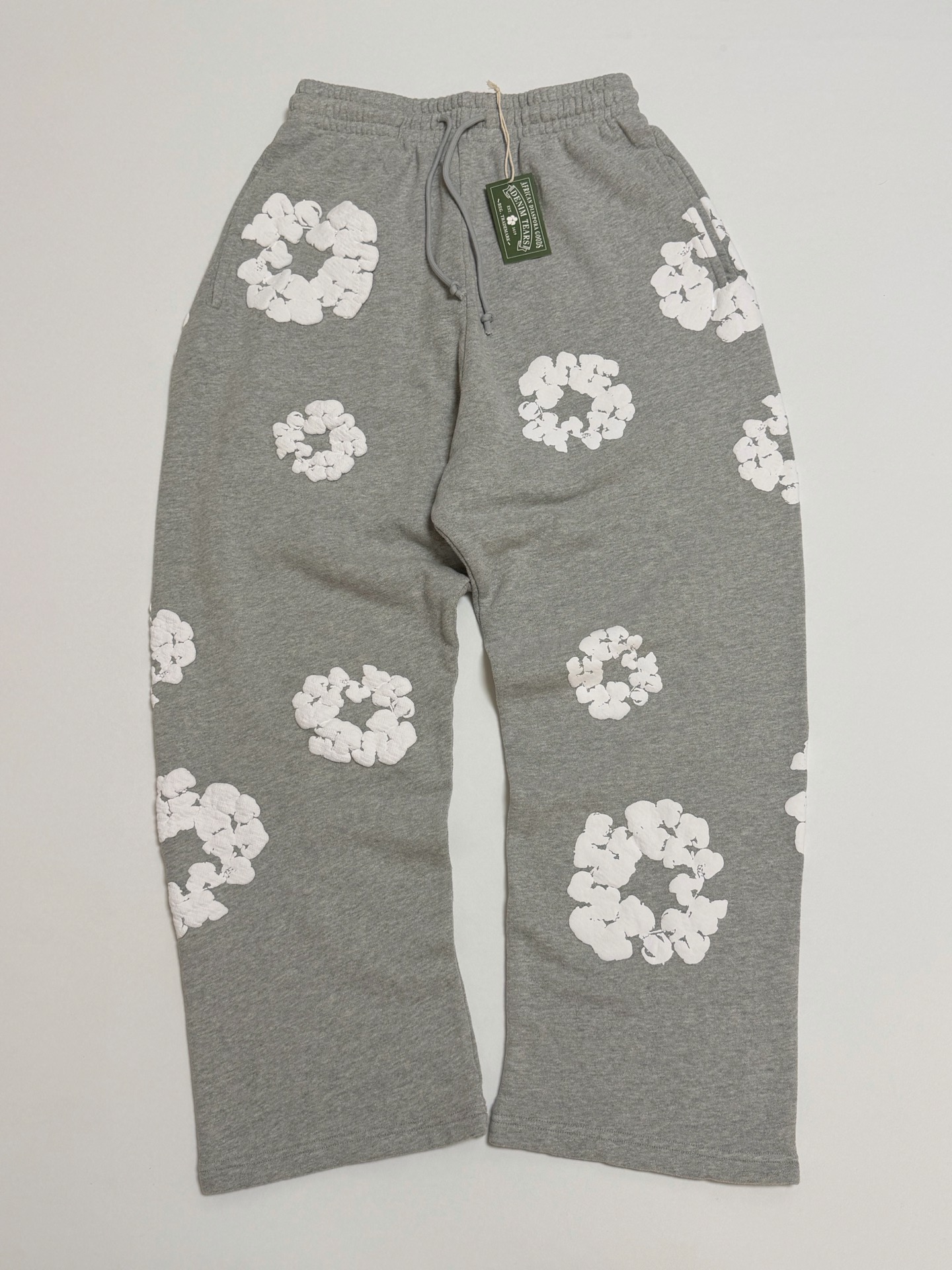 Denim Tears Cotton Wreath Baggy Sweatpants (SS25BAS11402048）
