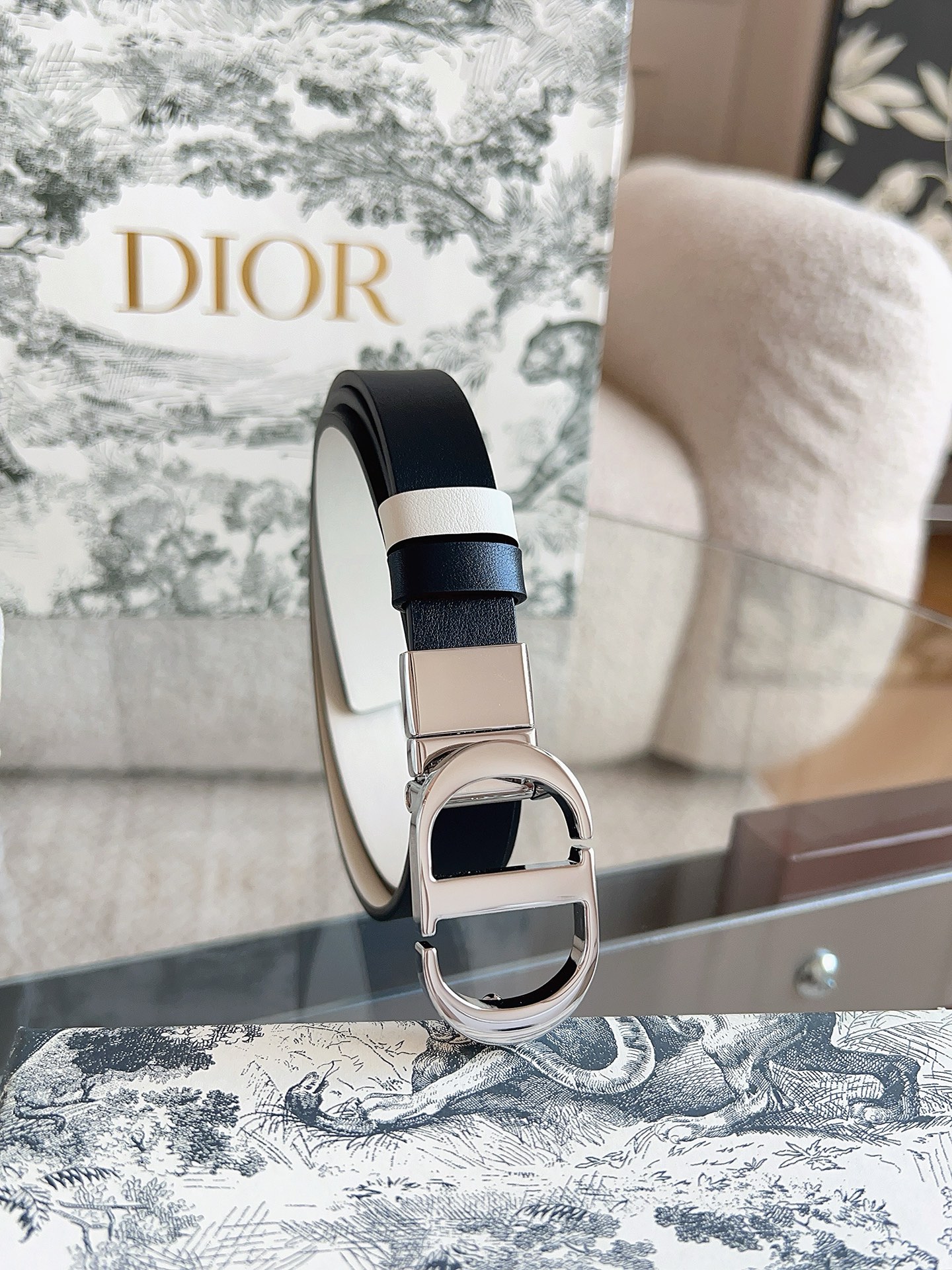 Dior 30 Montaigne Reversible Belt（B0446UWGA_M911）