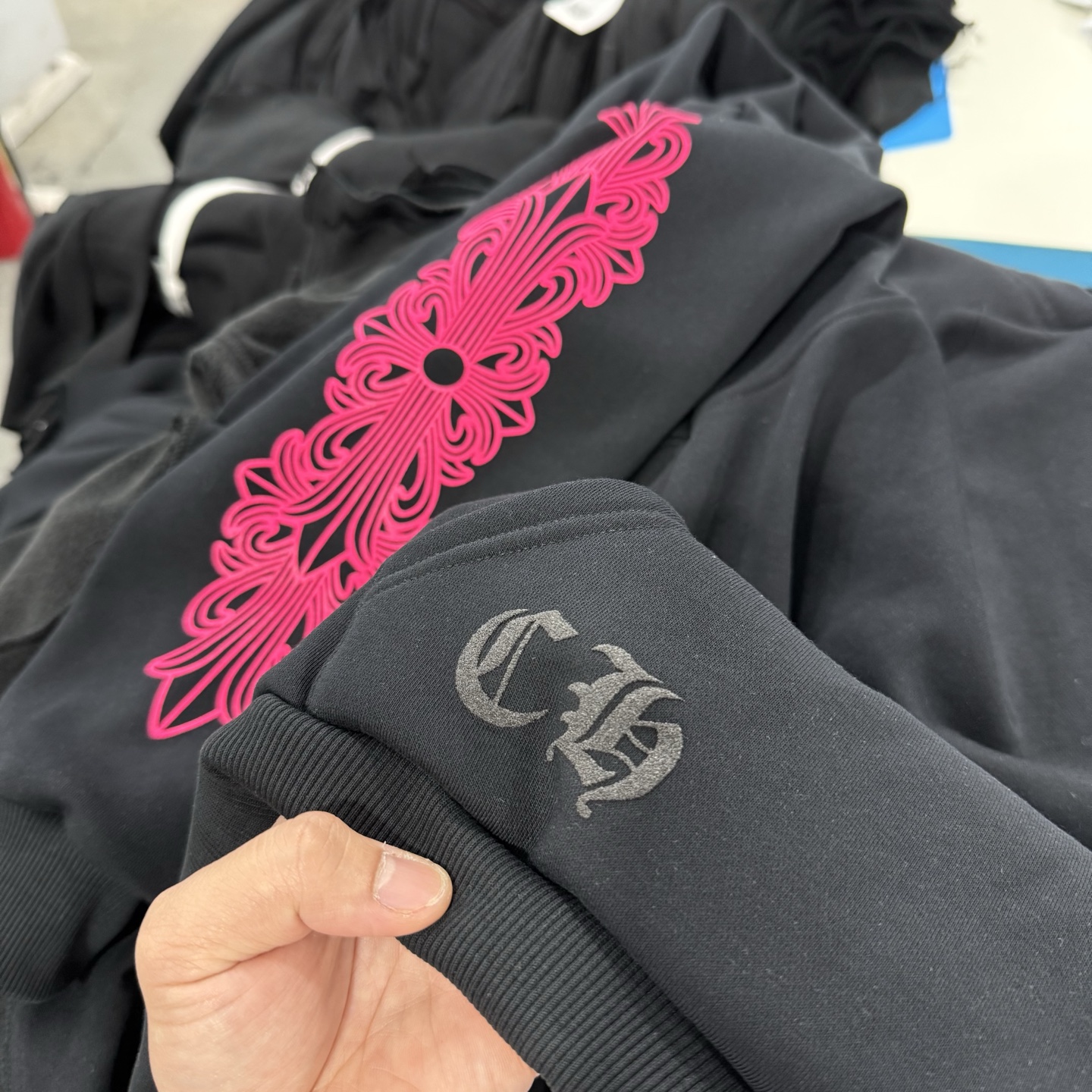 Chrome Hearts Pink Horseshoe Zip Up (CH-20251128）