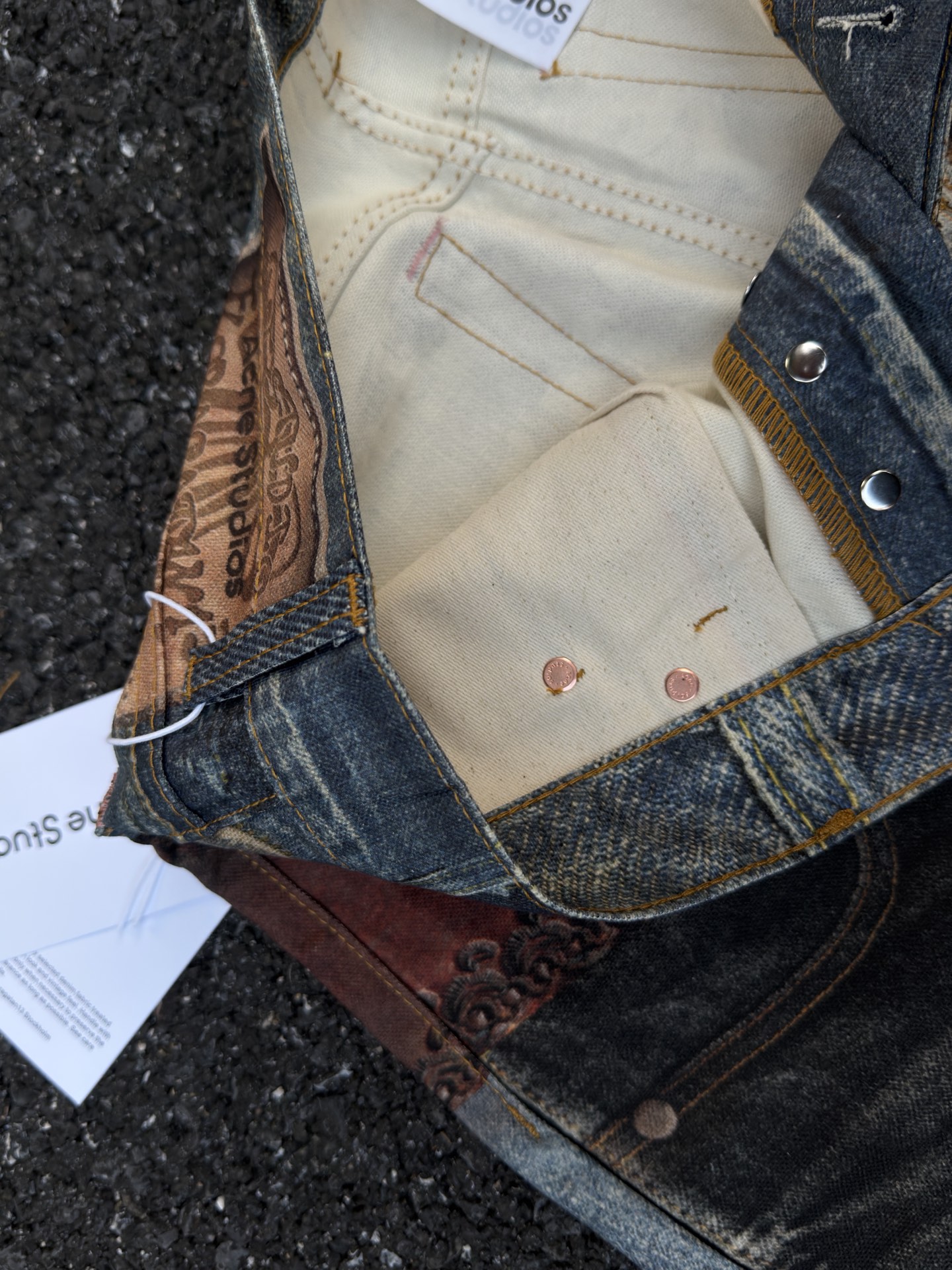 Acne Studios 2010M Heart Buckles Trompe L'Oeil Jeans (BK0704-AIL）