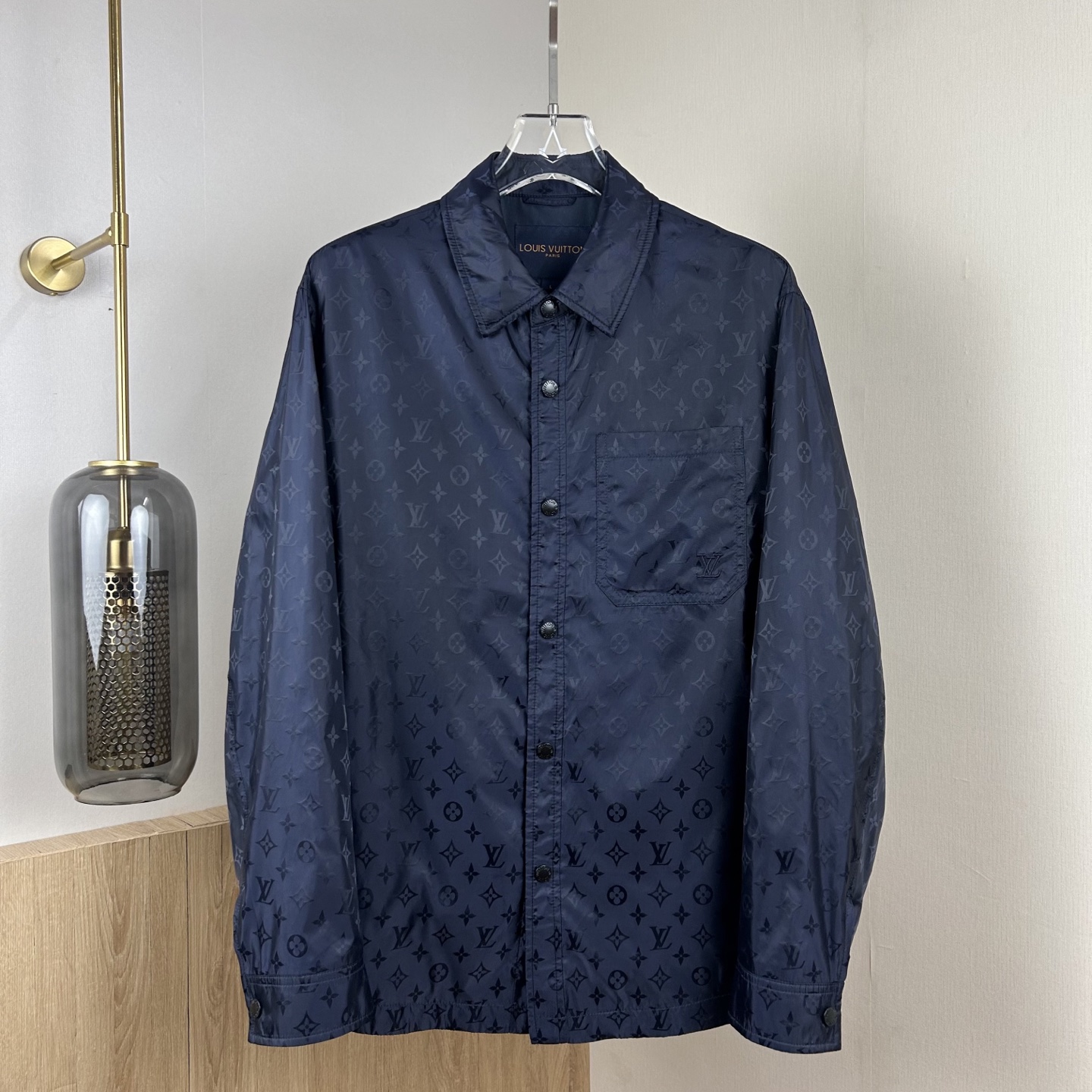 Louis Vuitton long-sleeved printed nylon shirt (LV2025001）
