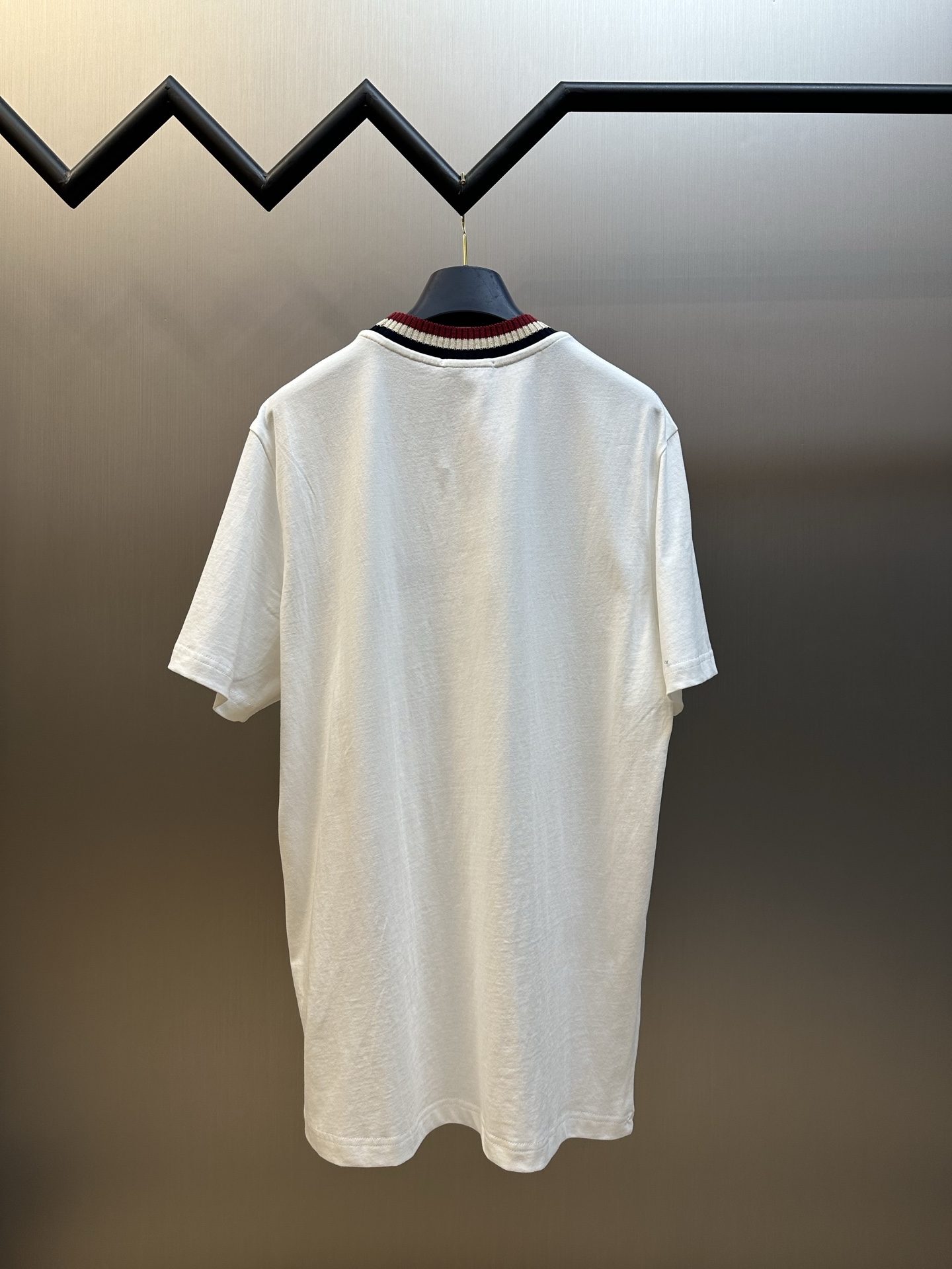 MONCLER Embroidered Logo Cotton T-shirt（K20918C0002289AJS468）