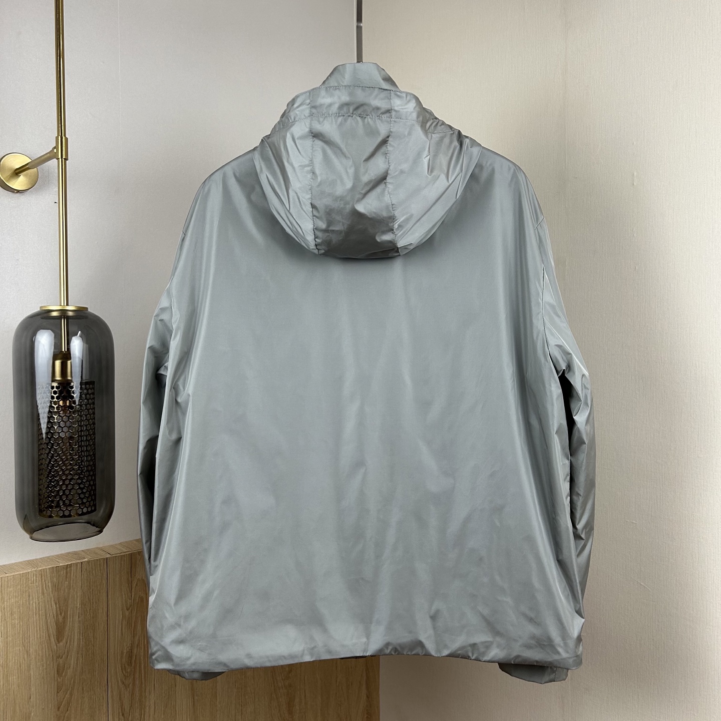 Prada hooded zip-up jacket(PR2025004）