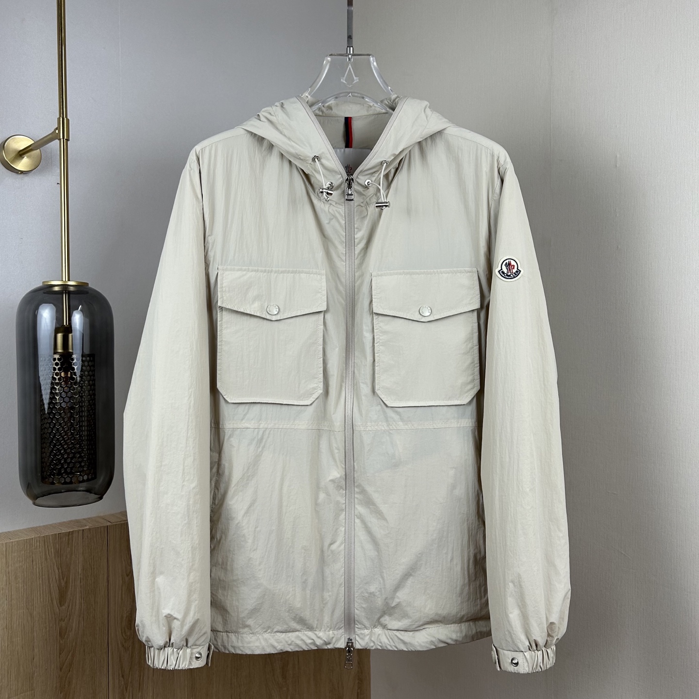 Moncler hooded zip-up jacket（MC2025004）