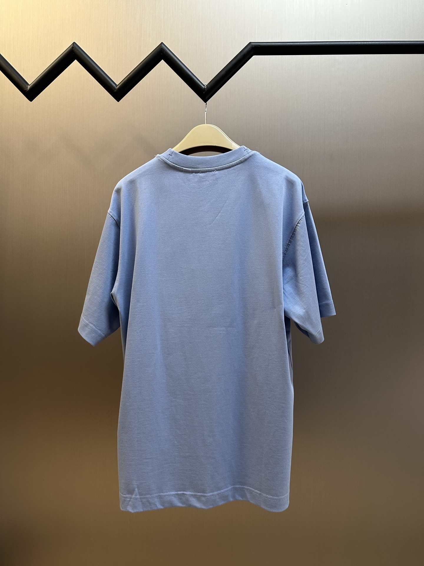 Burberry Knight's Emblem Cotton T-Shirt（81258231）