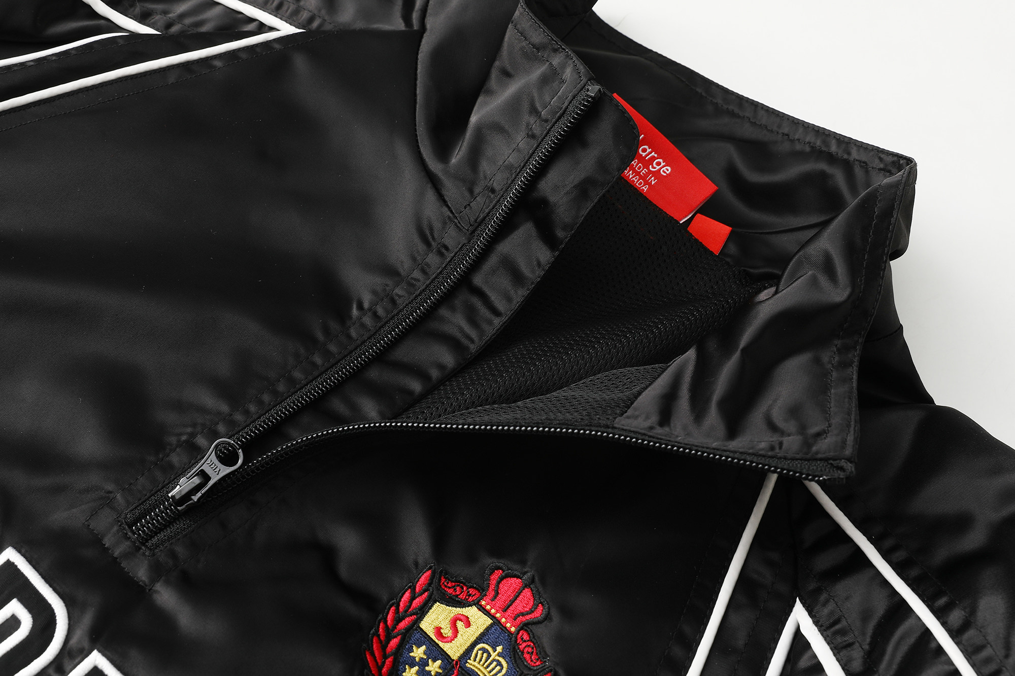 Supreme Satin Piping Pullover（SUP-SS25-133）