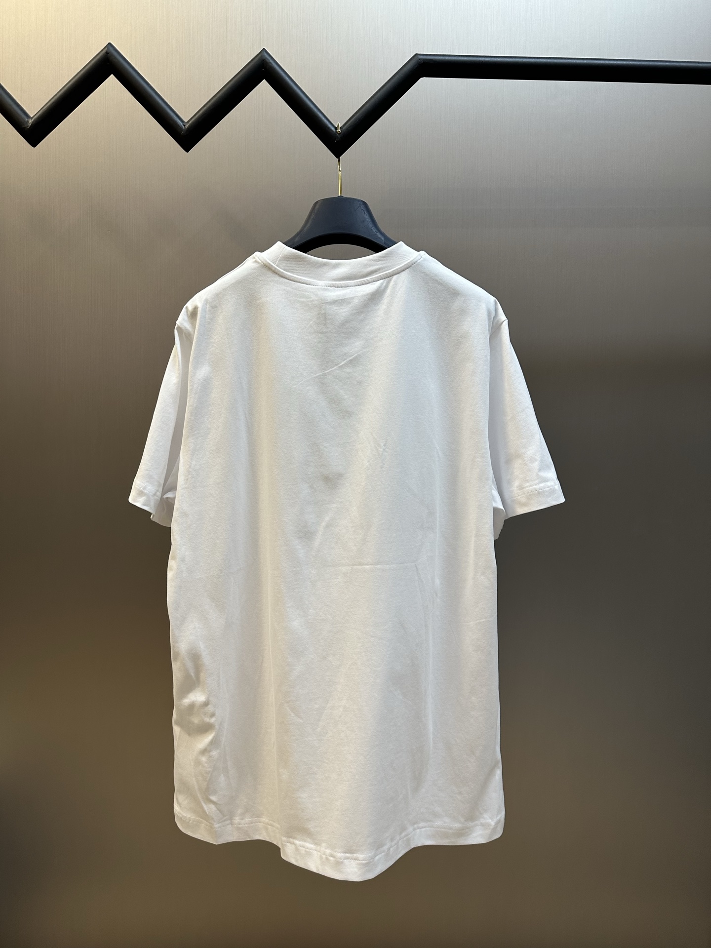 MONCLER SS 2024 New Film-Coated Printed Short-Sleeve T-Shirt（8C00040 89AJS 999）