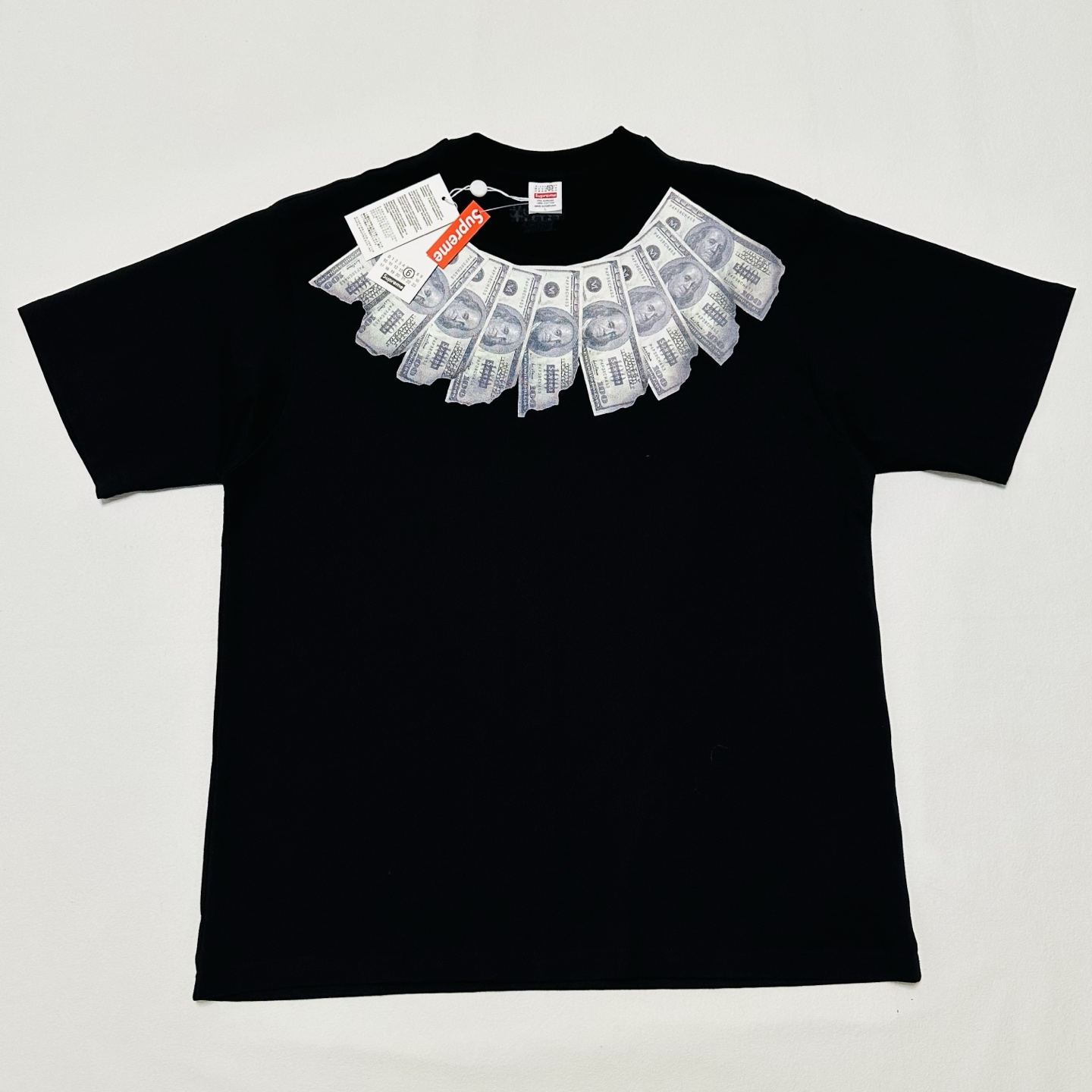Supreme x MM6 Maison Margiela Money S/S Top "White"（SUP-SS26-013）