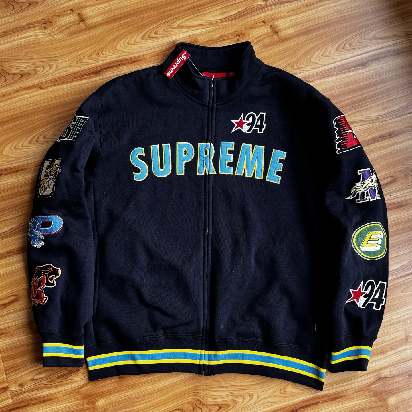 Supreme Mascot Zip-Up Hoodie（SUP-SS26-126）