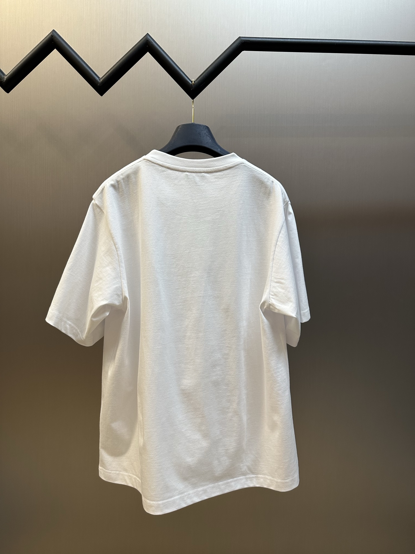 CELINE t-shirt IN cotton jersey (RX0UN1242.38NY）
