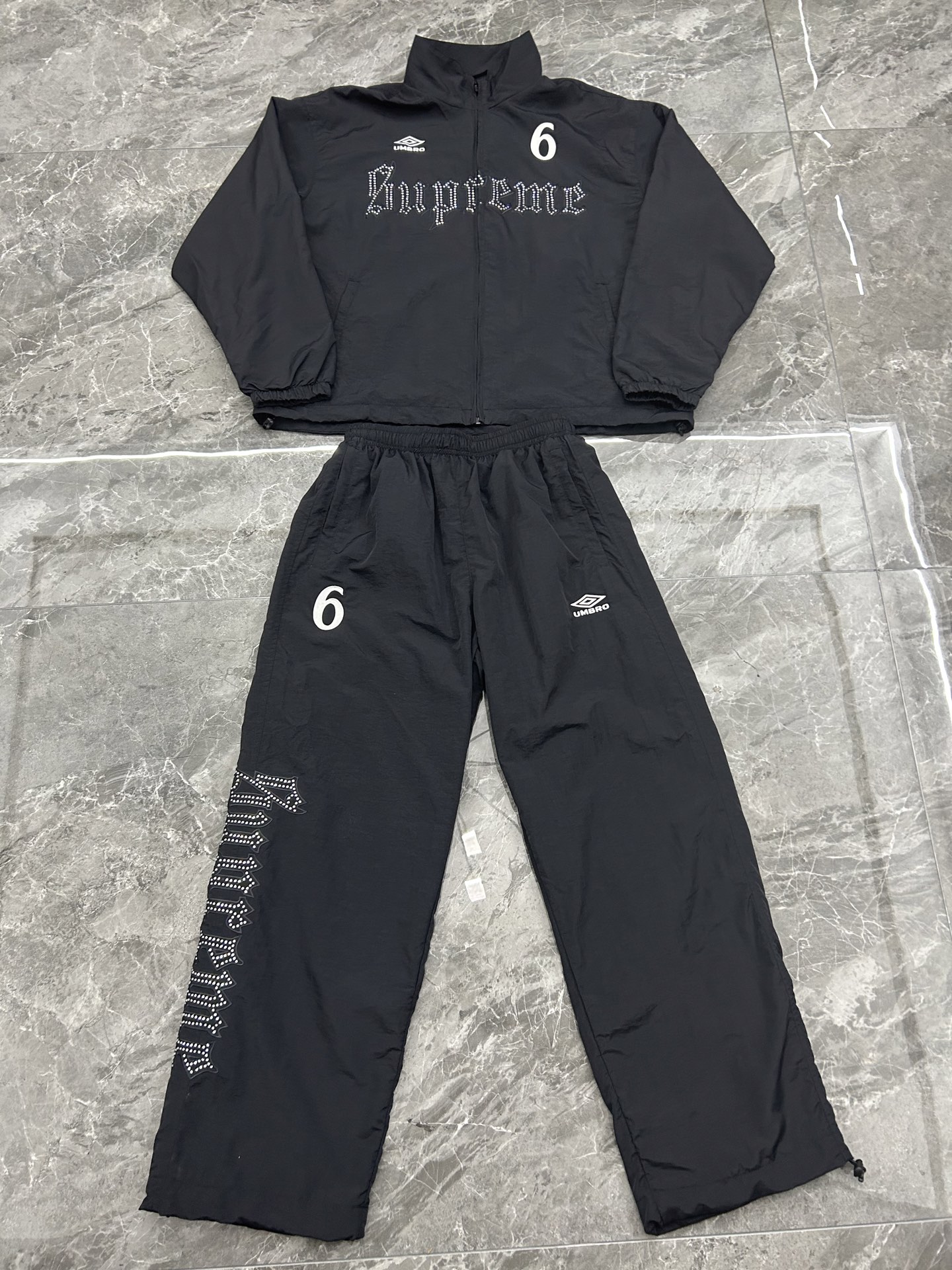 Supreme x Umbro Rhinestone Track Pant "Black"（SUP-SS26-332）