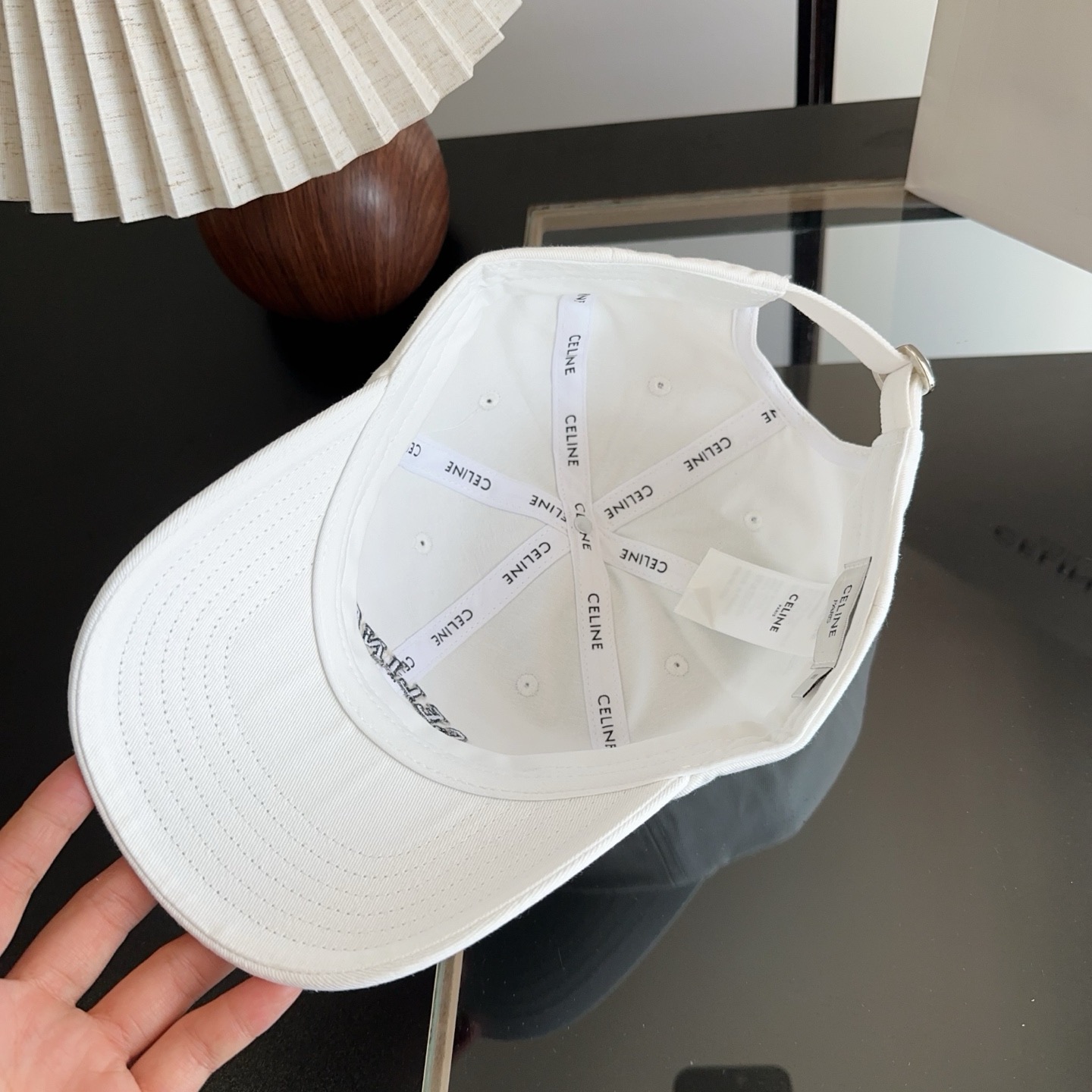 Celine RICHELIEU hat（AA0MI2U74.38WI）