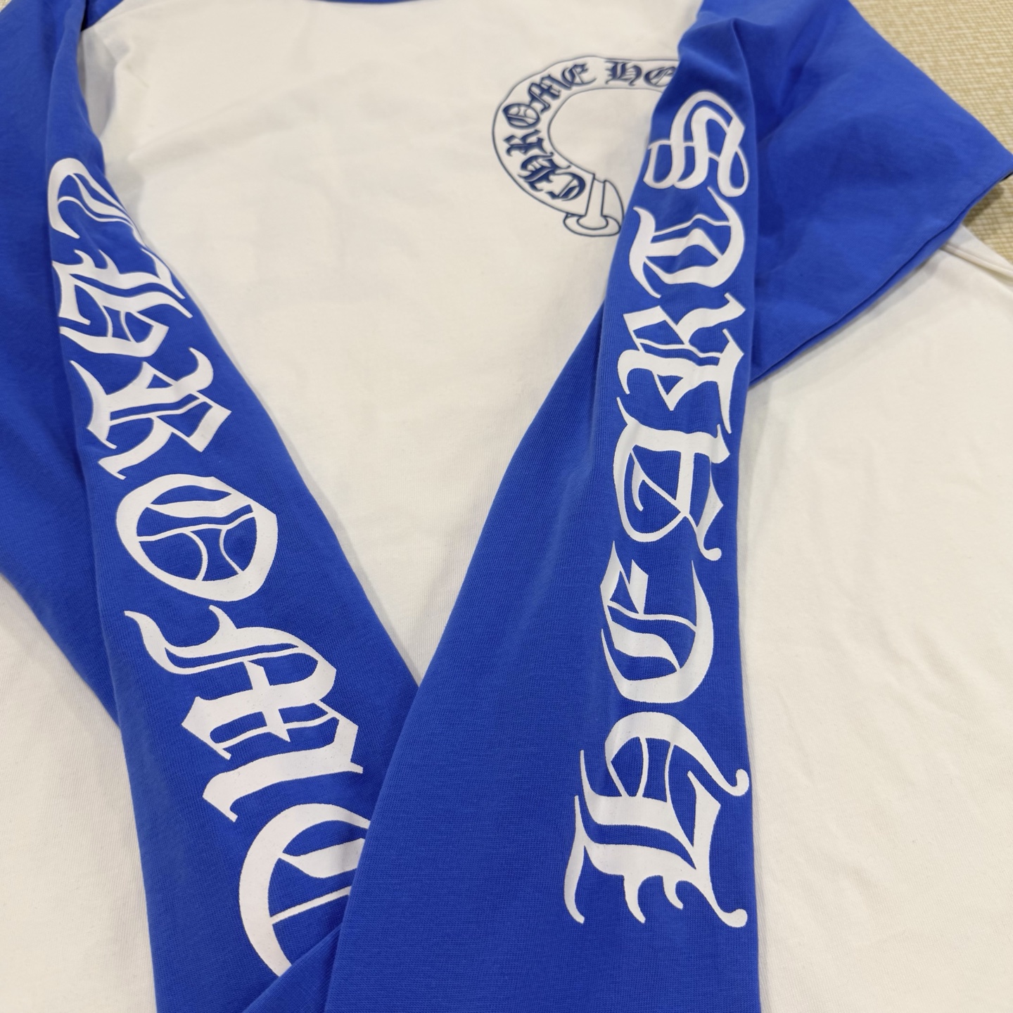 【S】CHROME HEARTS Horseshoe Bi-color Long-Sleeve T-Shirt（CH20269116）